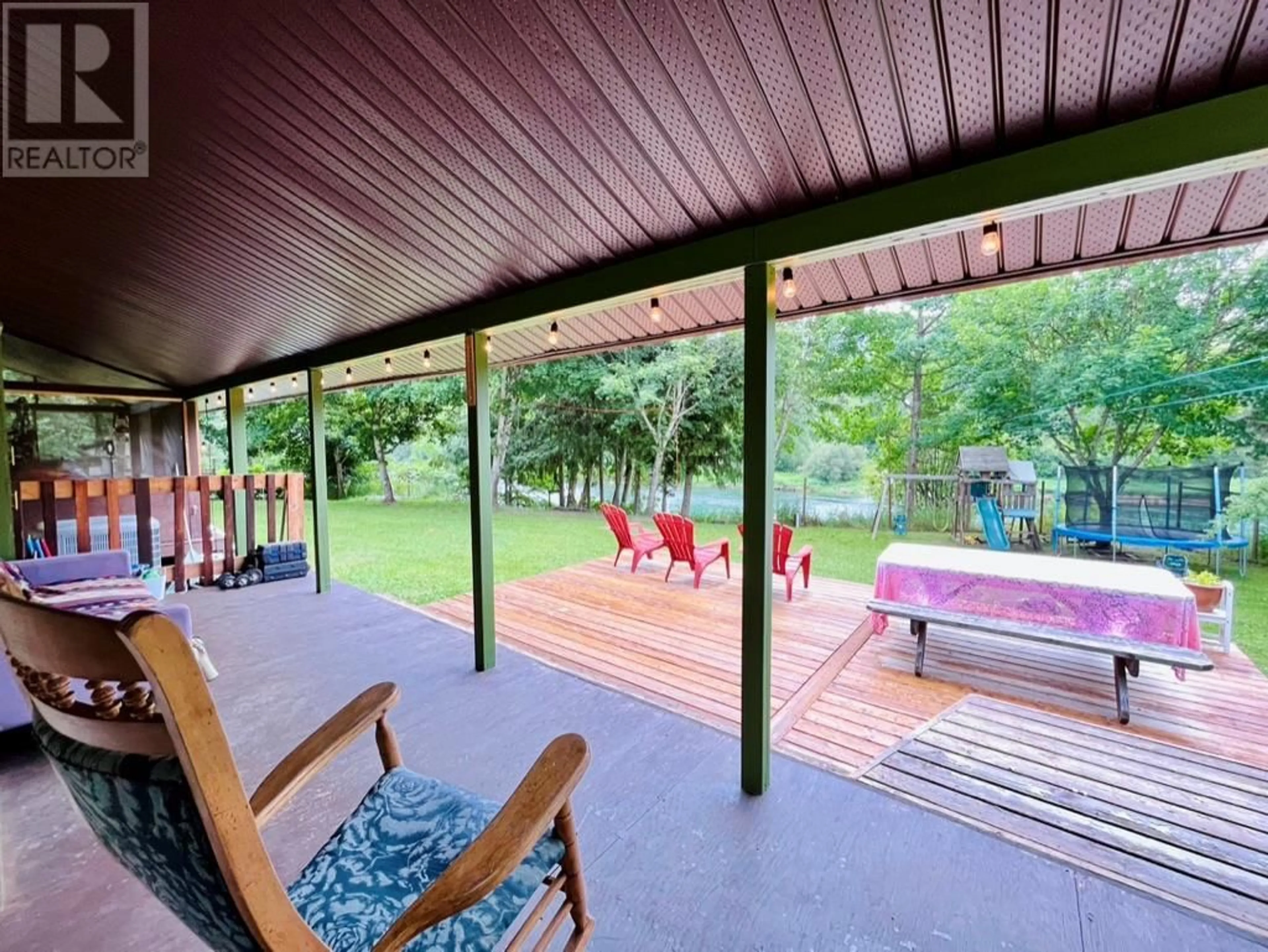 Patio, water/lake/river/ocean view for 6450 APPLEDALE LOWER ROAD, Appledale British Columbia V0G2J0