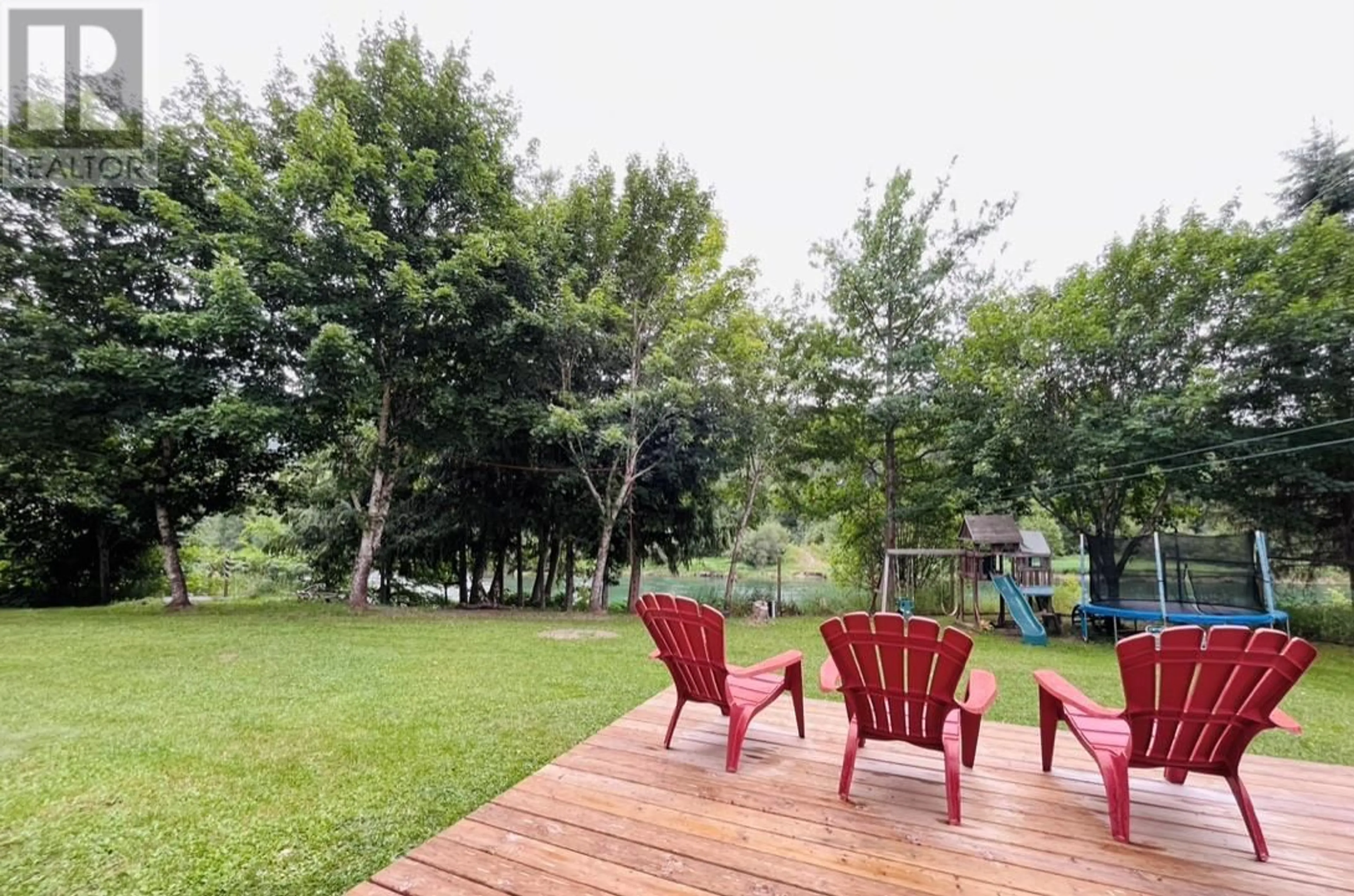 Patio, water/lake/river/ocean view for 6450 APPLEDALE LOWER ROAD, Appledale British Columbia V0G2J0