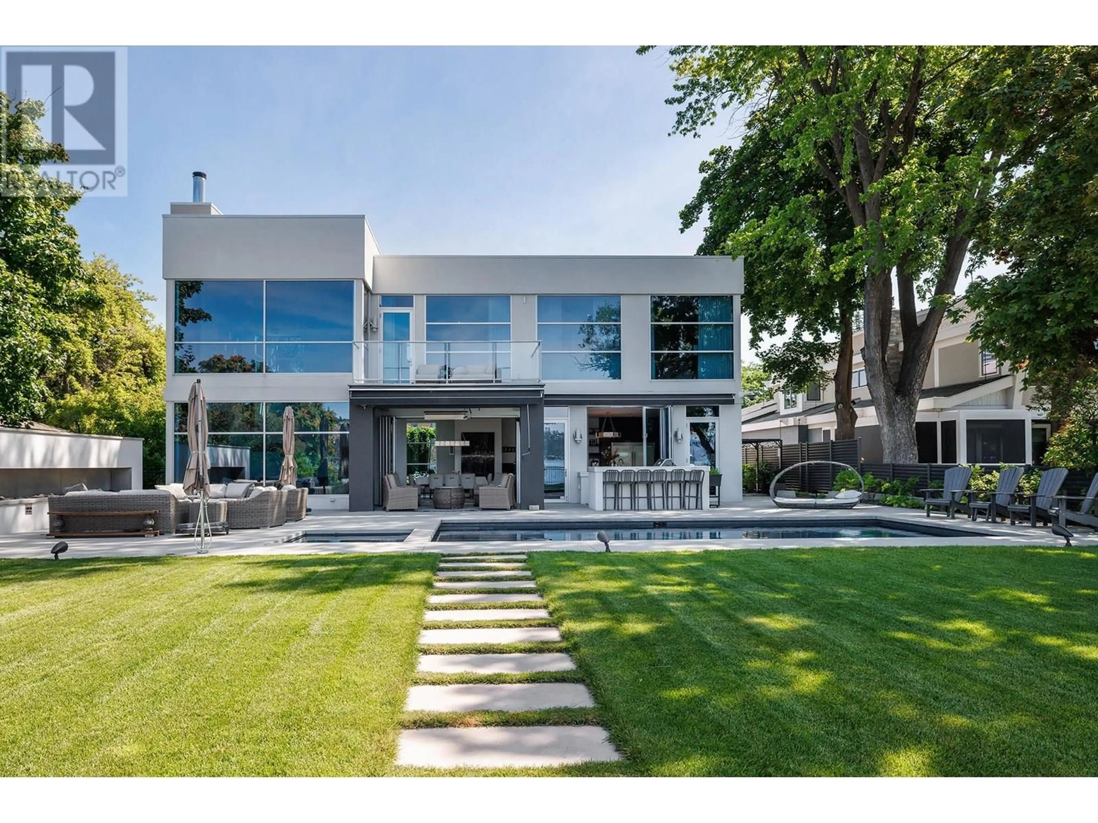 Unknown for 1938 MCDOUGALL STREET, Kelowna British Columbia V1Y1A2