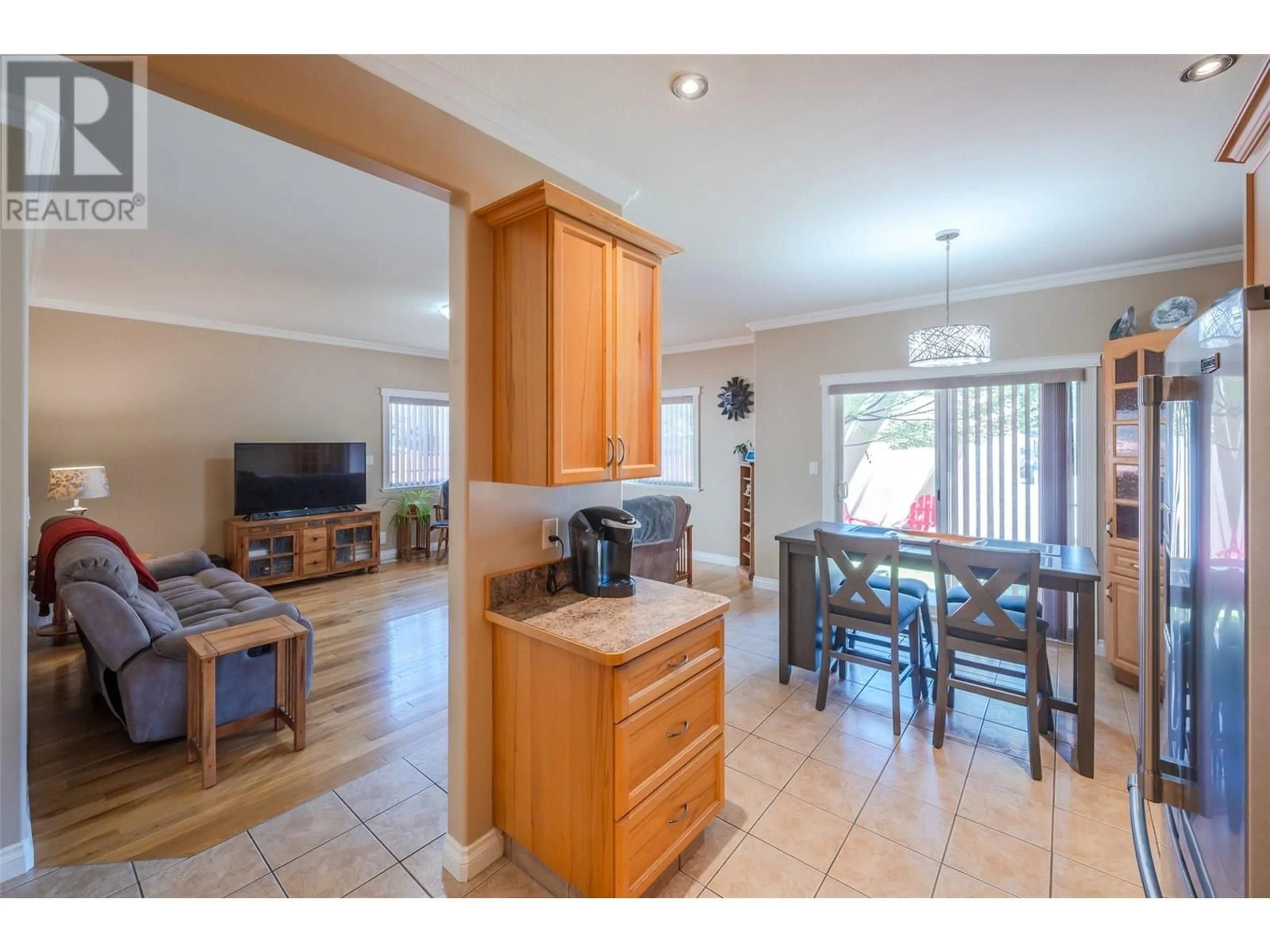 Open concept kitchen, unknown for 103 - 144 POWER STREET, Penticton British Columbia V2A5W9