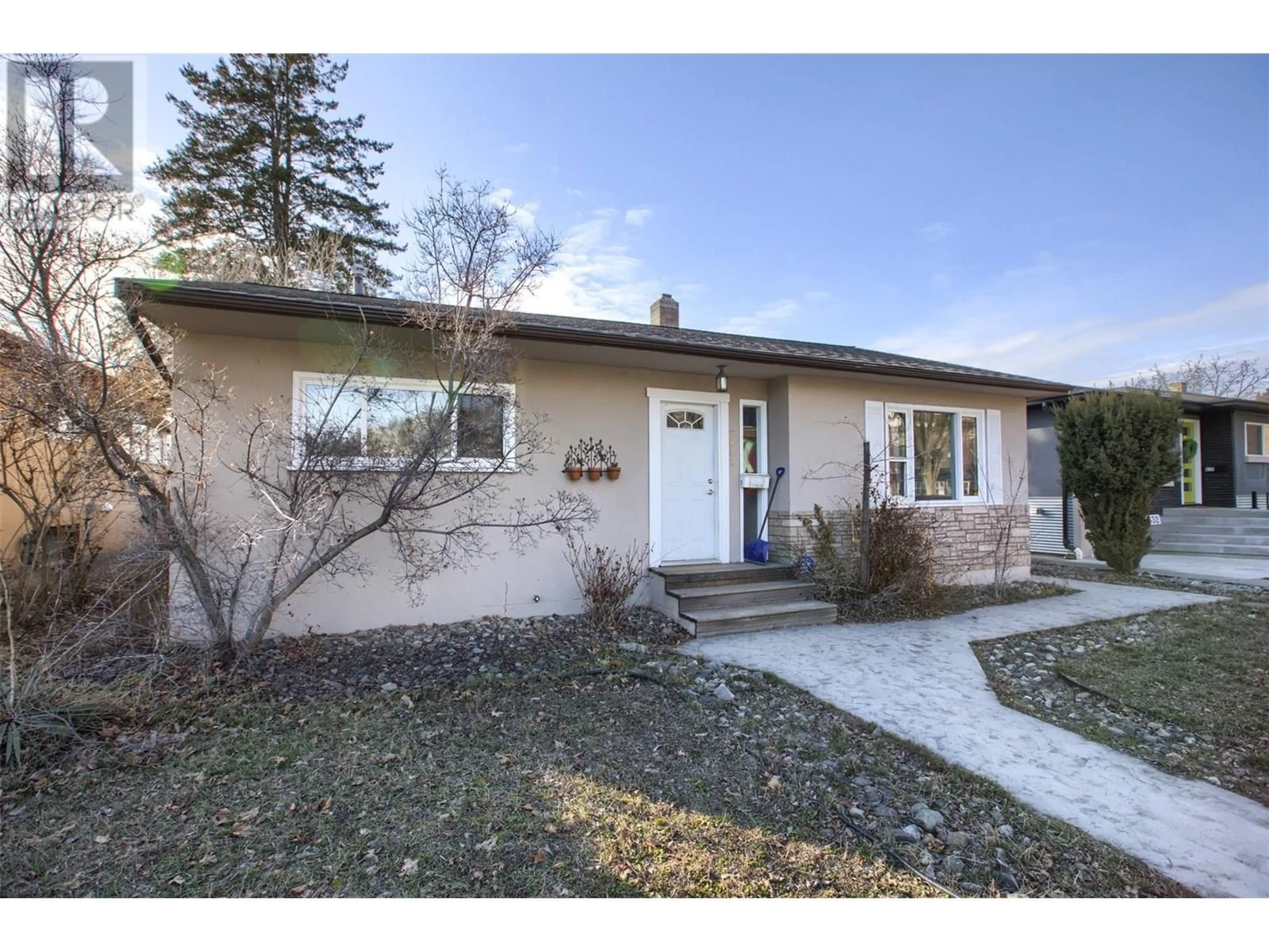 Unknown for 842 WALROD STREET, Kelowna British Columbia V1Y2S3