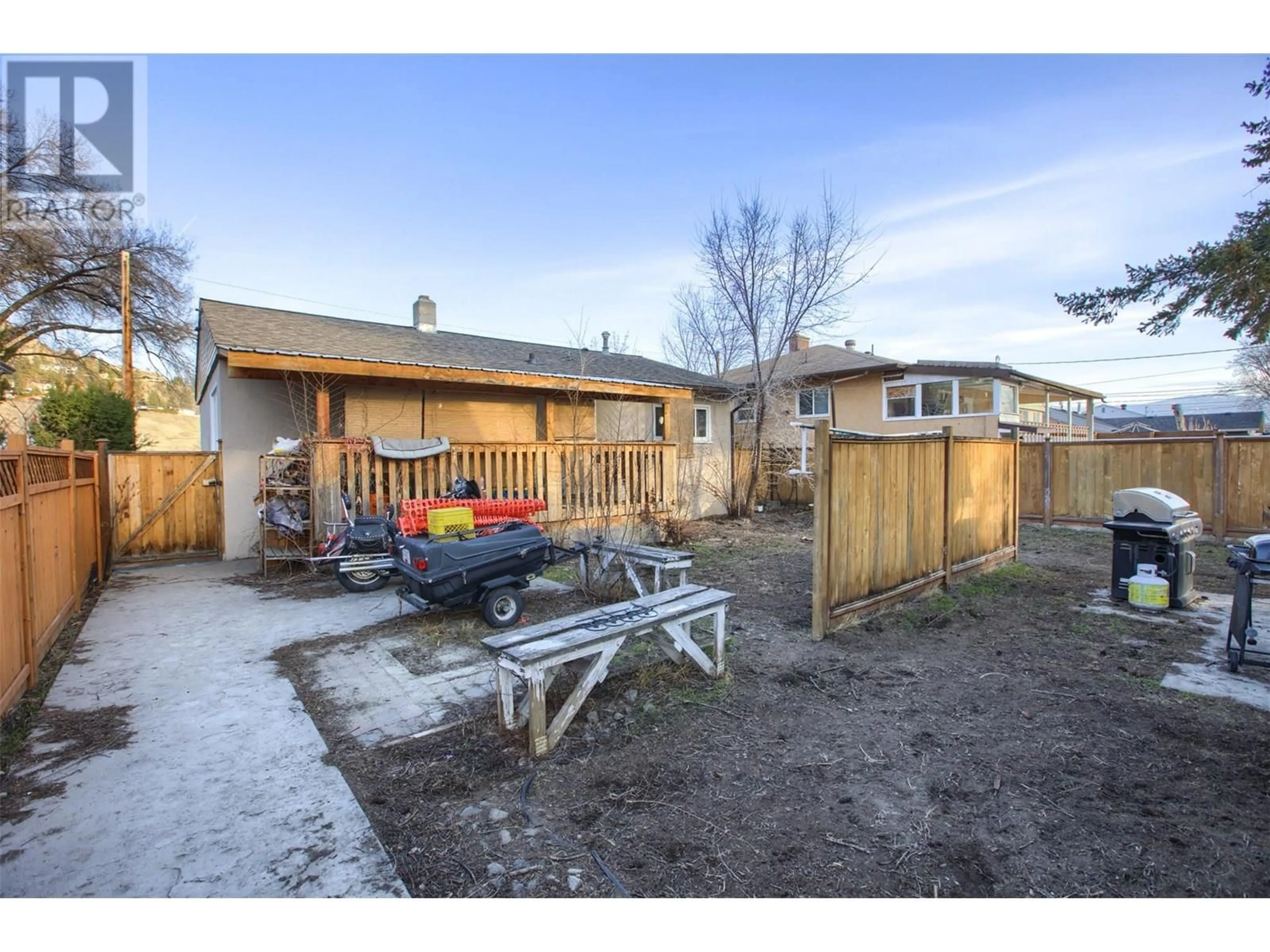 Unknown for 842 WALROD STREET, Kelowna British Columbia V1Y2S3