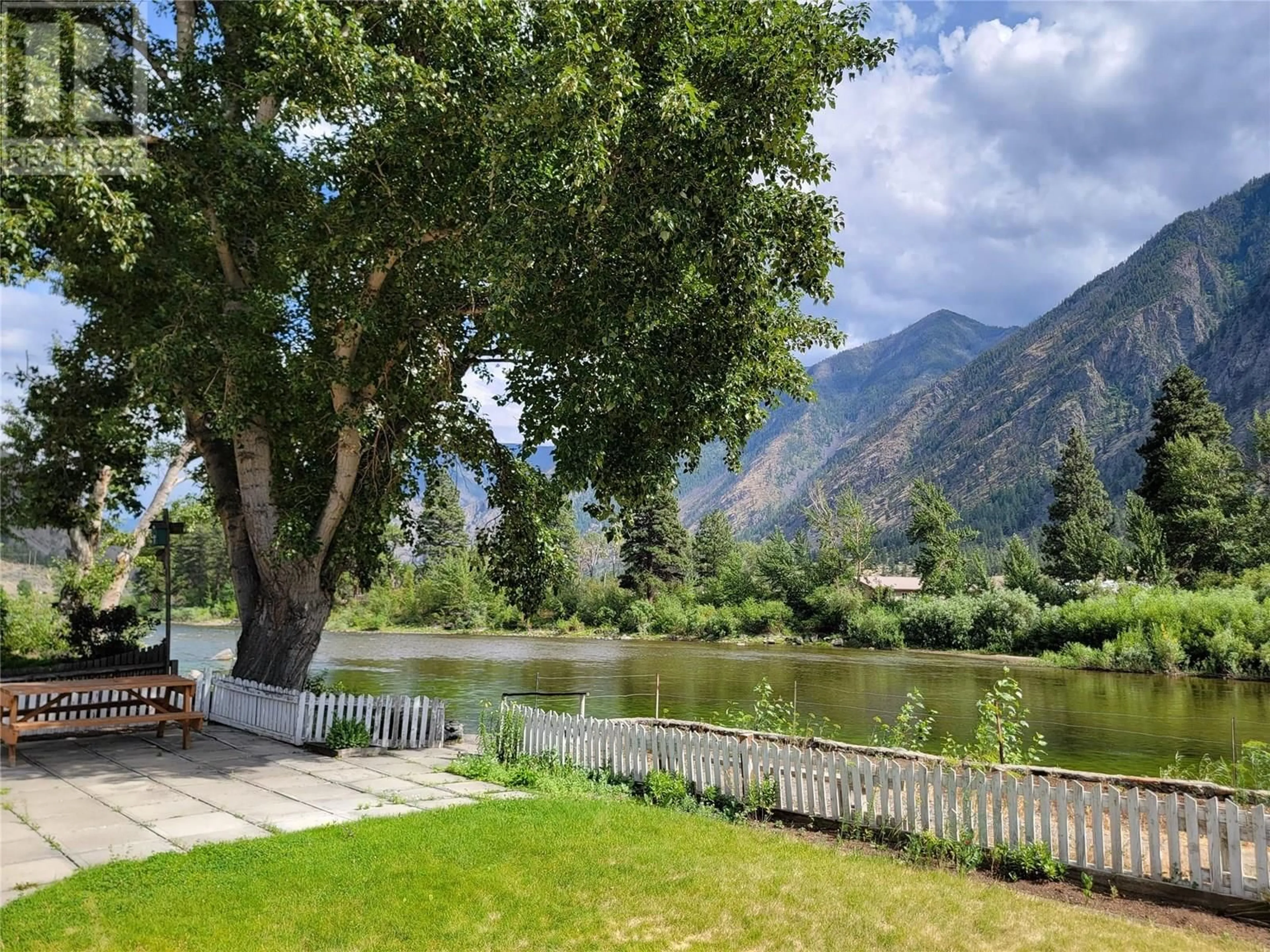 Patio, water/lake/river/ocean view for 11 - 3455 HIGHWAY 3 OTHER, Keremeos British Columbia V0X1N1