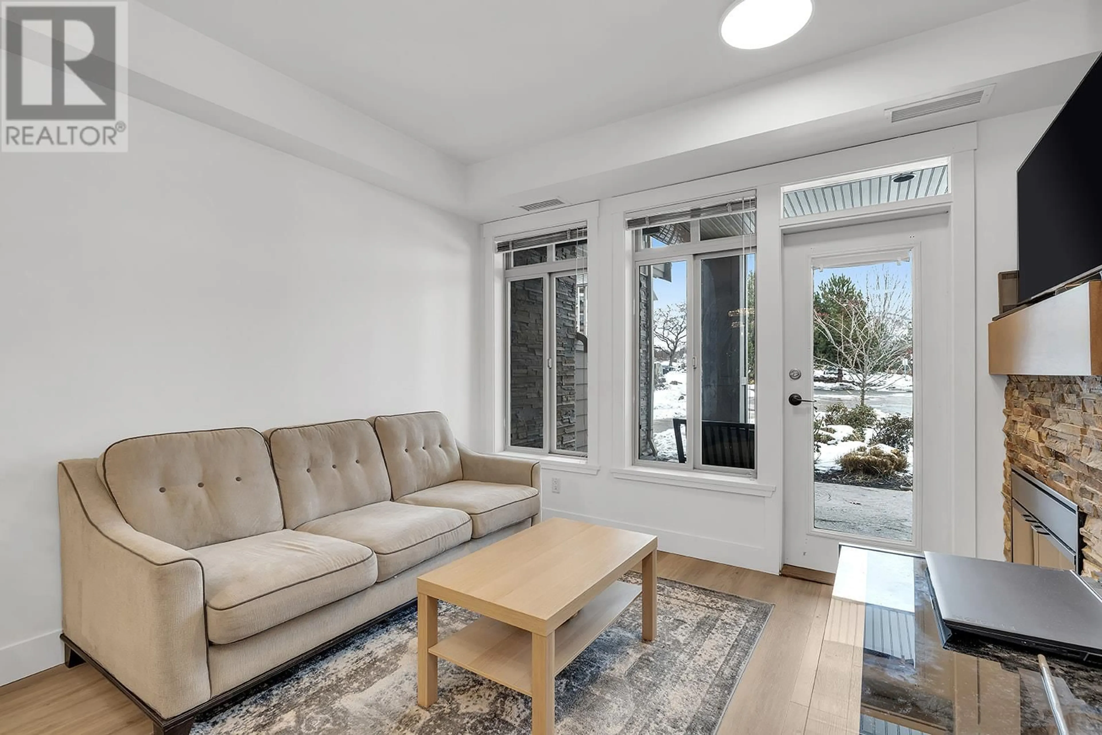 Living room with furniture, unknown for 102 - 3533 CARRINGTON ROAD, West Kelowna British Columbia V4T2Z9