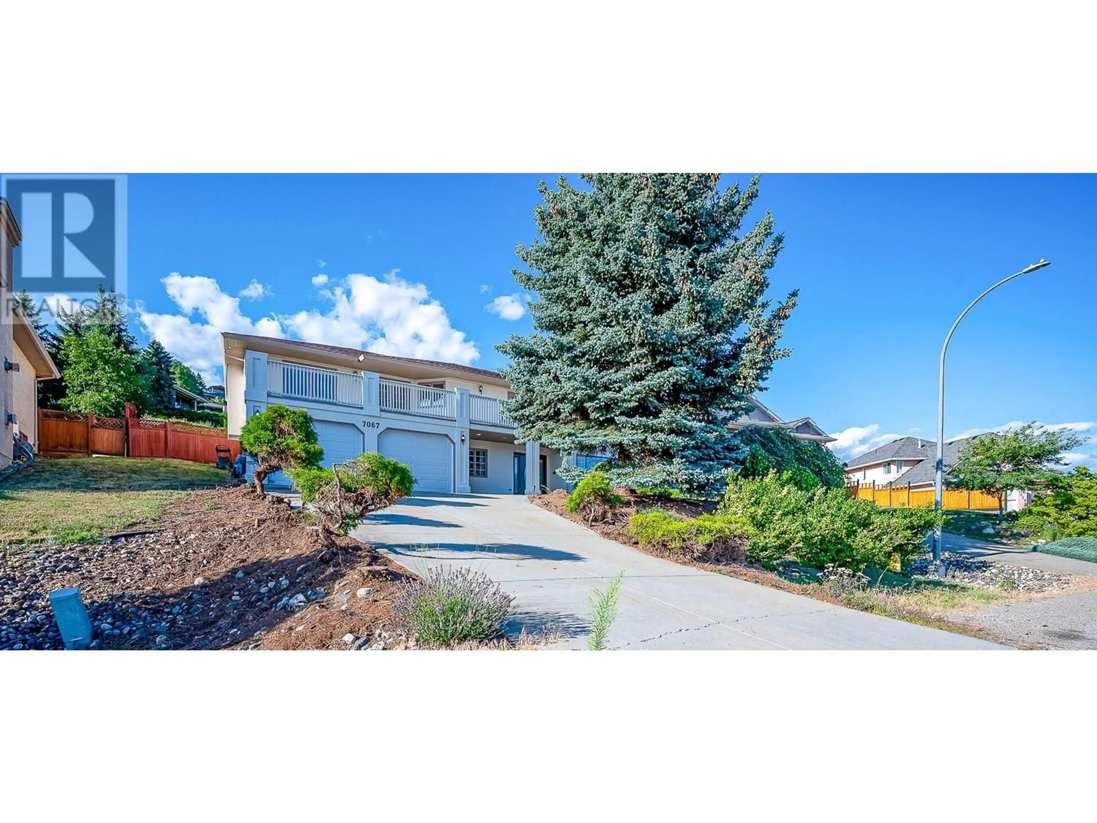 Home with vinyl exterior material, unknown for 7067 AMBER DRIVE, Vernon British Columbia V1H1P4