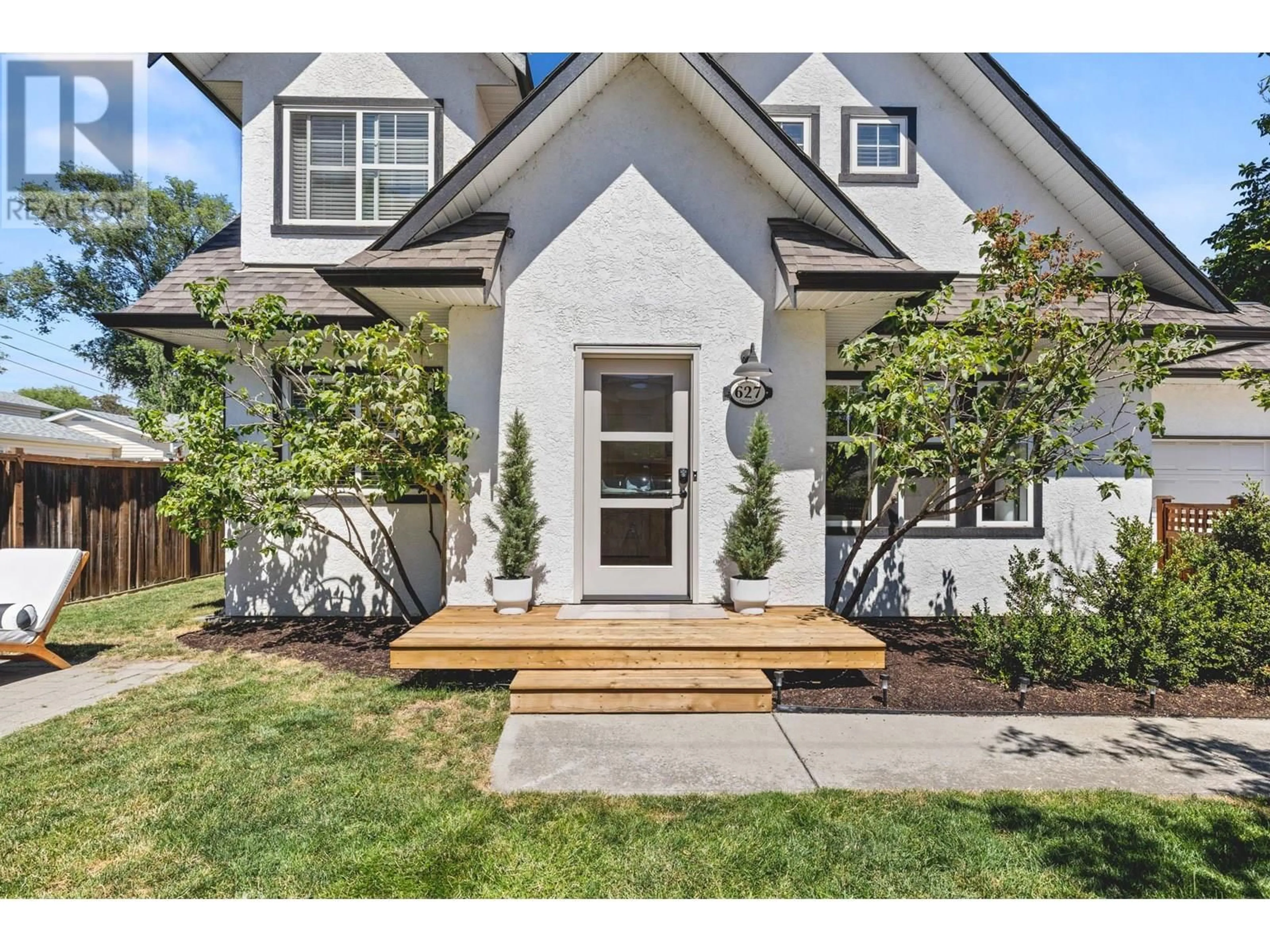 Home with brick exterior material, street for 627 BIRCH AVENUE, Kelowna British Columbia V1Y5H2