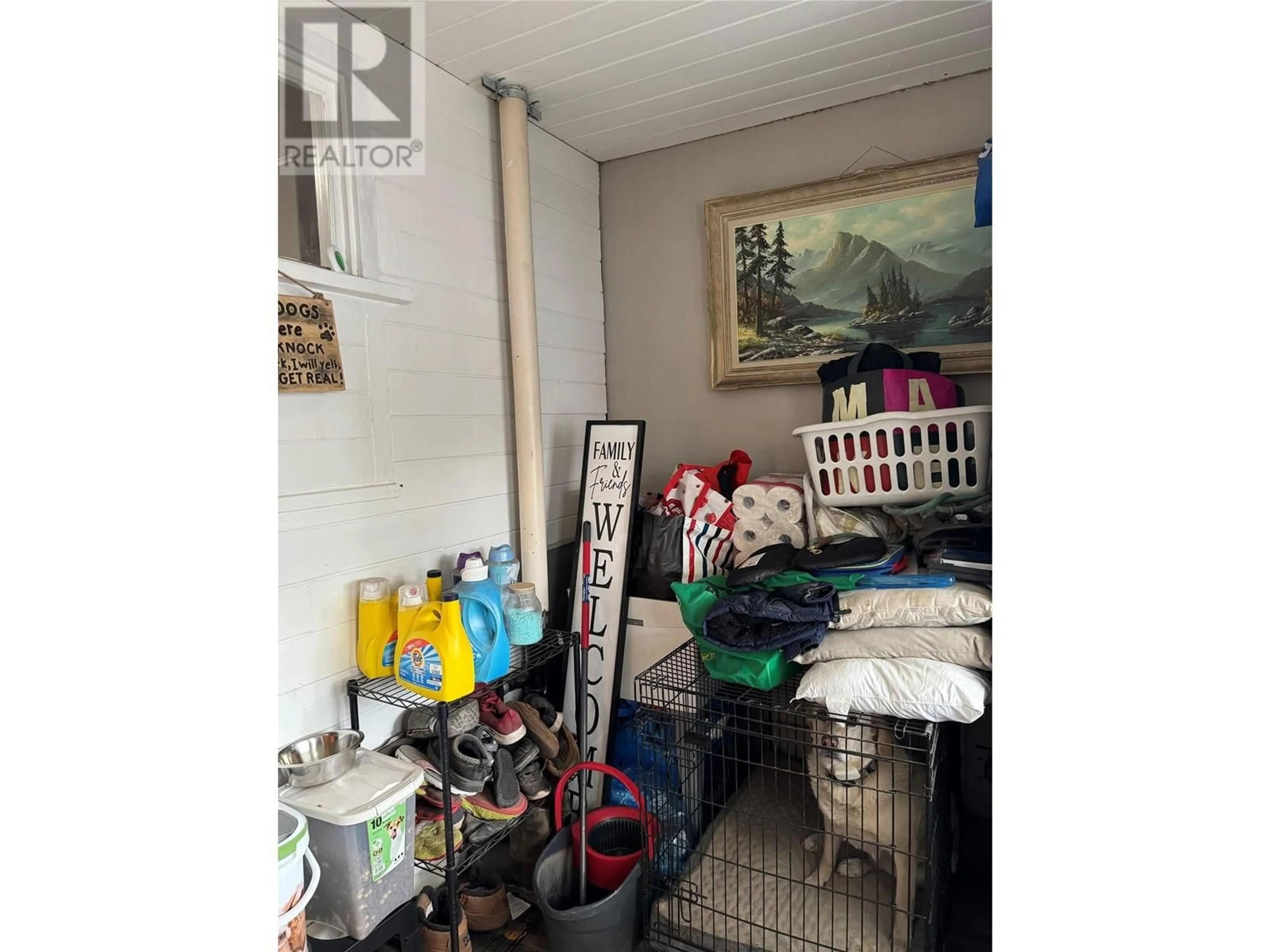 Storage room or clothes room or walk-in closet for 1087 GOVERNMENT STREET, Penticton British Columbia V2A2J9