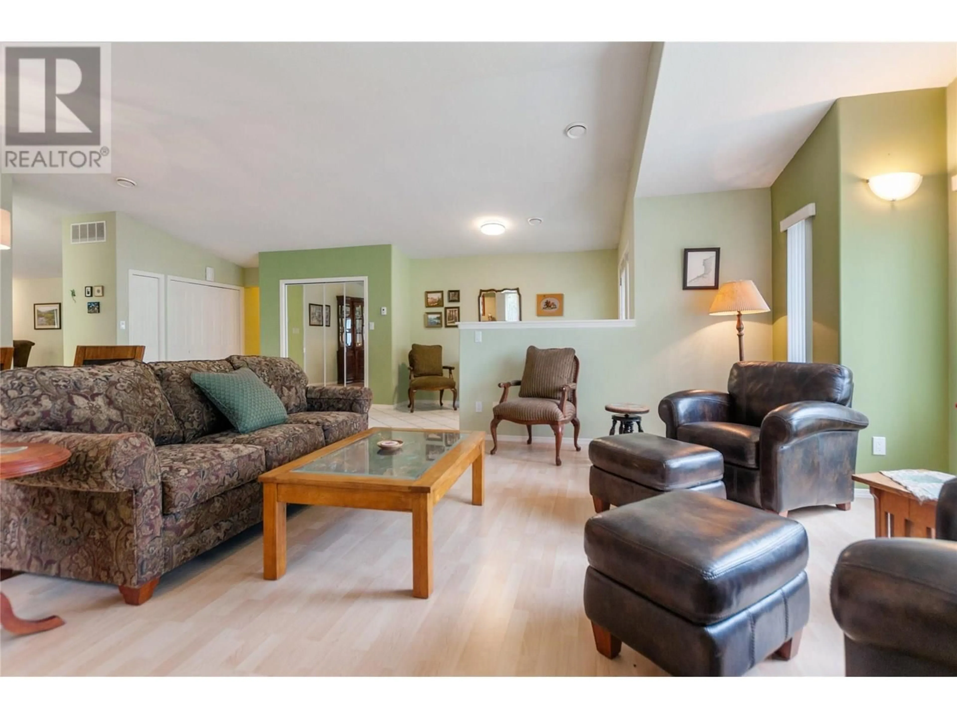 Living room with furniture, unknown for 5226 HAYNES ROAD, Oliver British Columbia V0H1T1