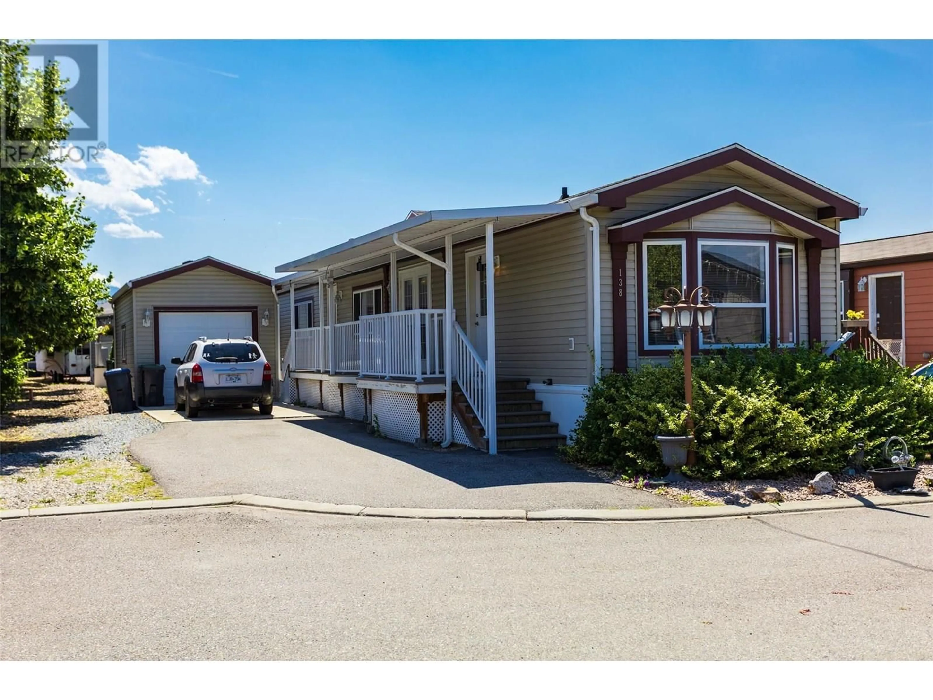 Home with vinyl exterior material, street for 138 - 1133 FINDLAY ROAD, Kelowna British Columbia V1X5A8