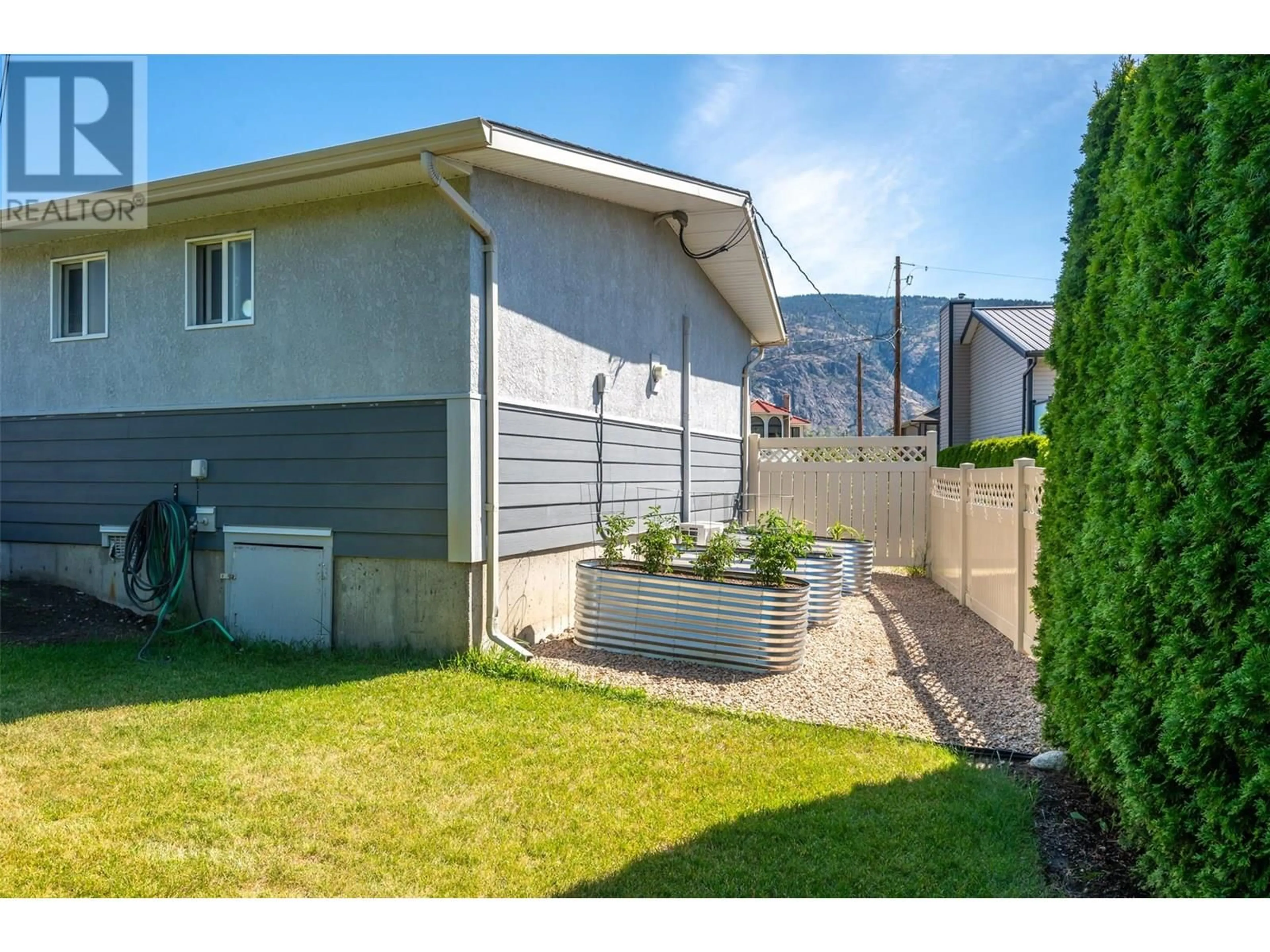 Unknown for 8 MCINTOSH COURT, Osoyoos British Columbia V0H1V2