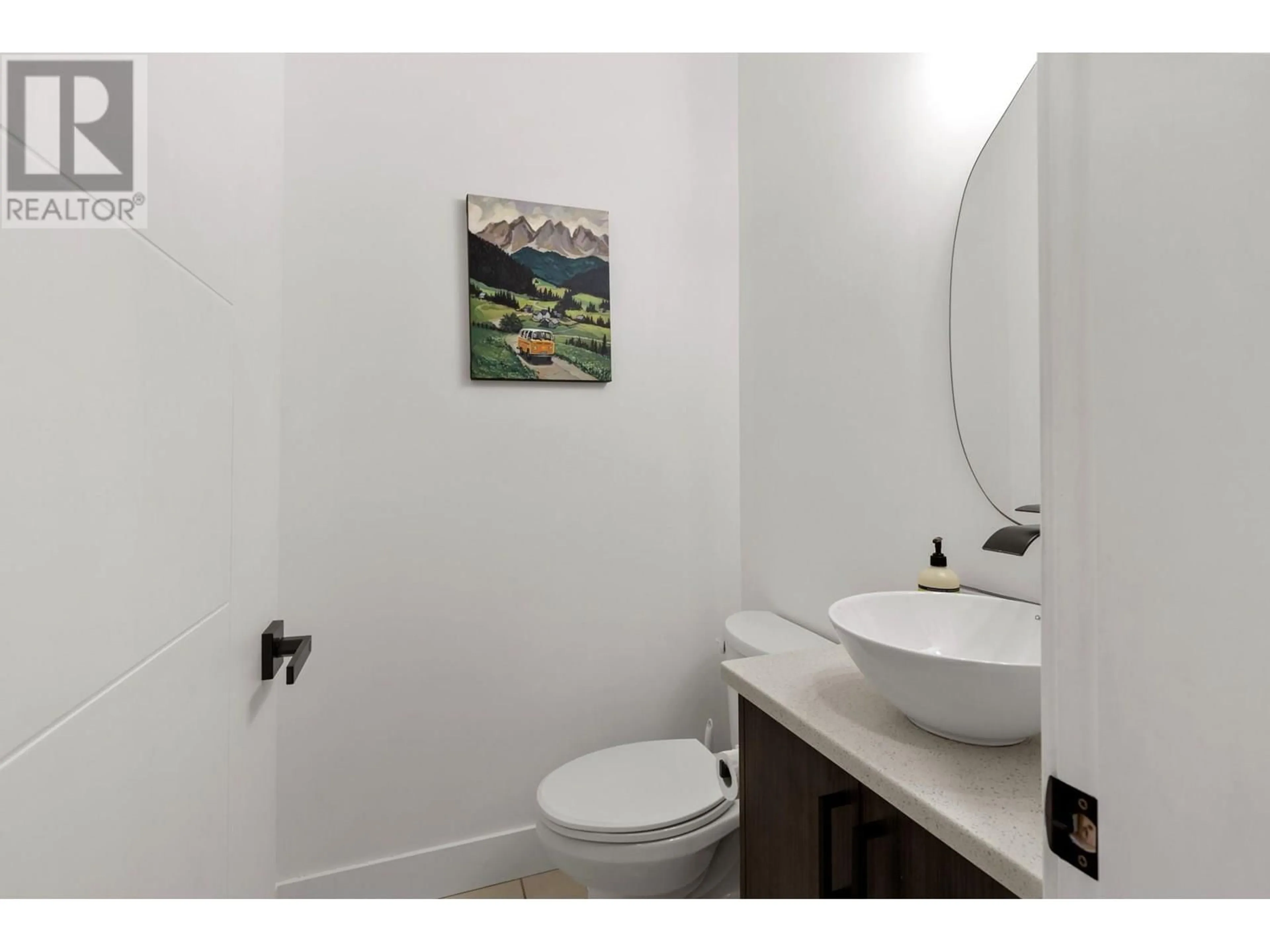Standard bathroom, ceramic/tile floor for 47 - 300 DRYSDALE BOULEVARD, Kelowna British Columbia V1V1P5