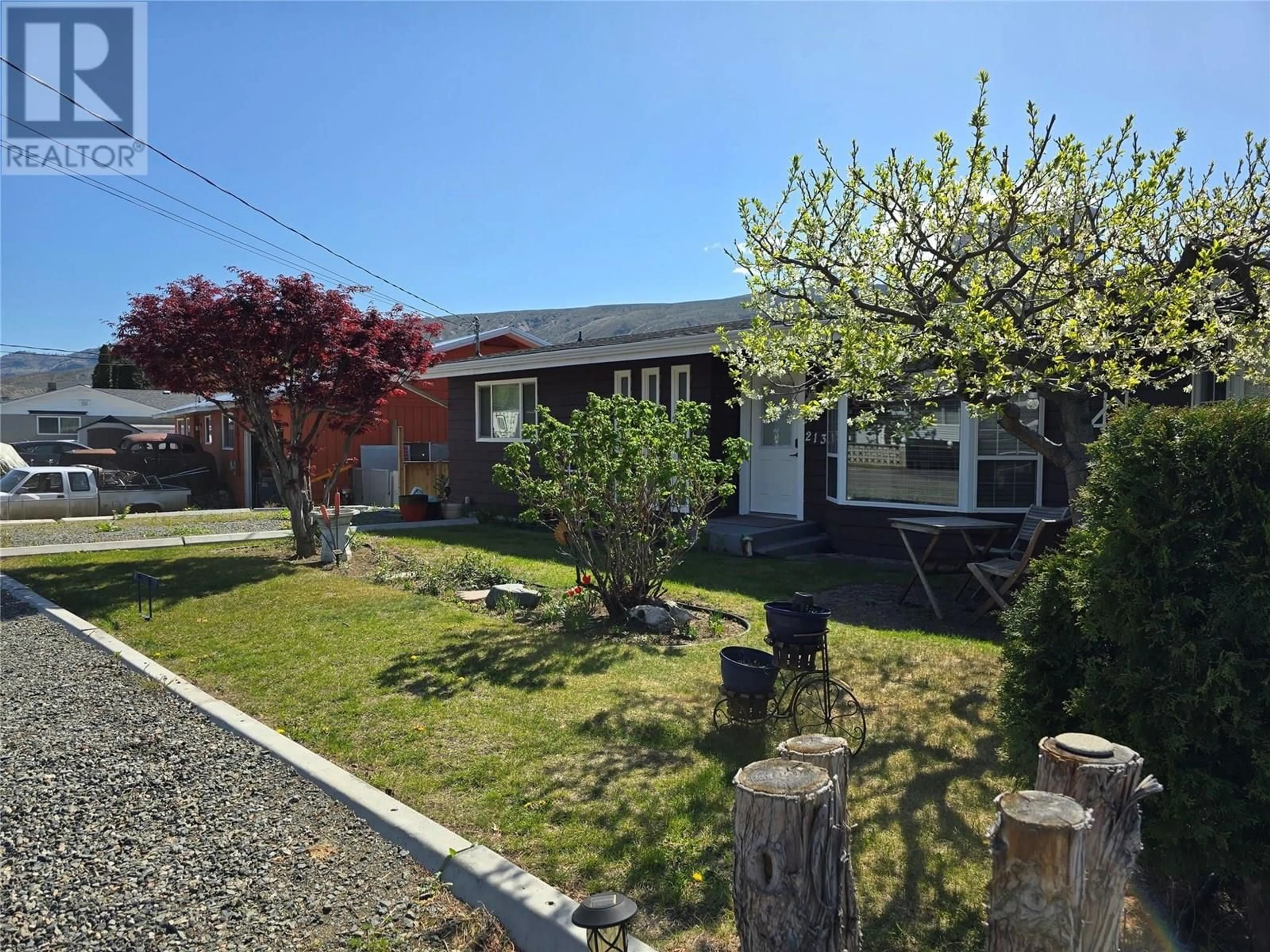 A pic from outside/outdoor area/front of a property/back of a property/a pic from drone, street for 213 ASH STREET, Ashcroft British Columbia V0K1A0