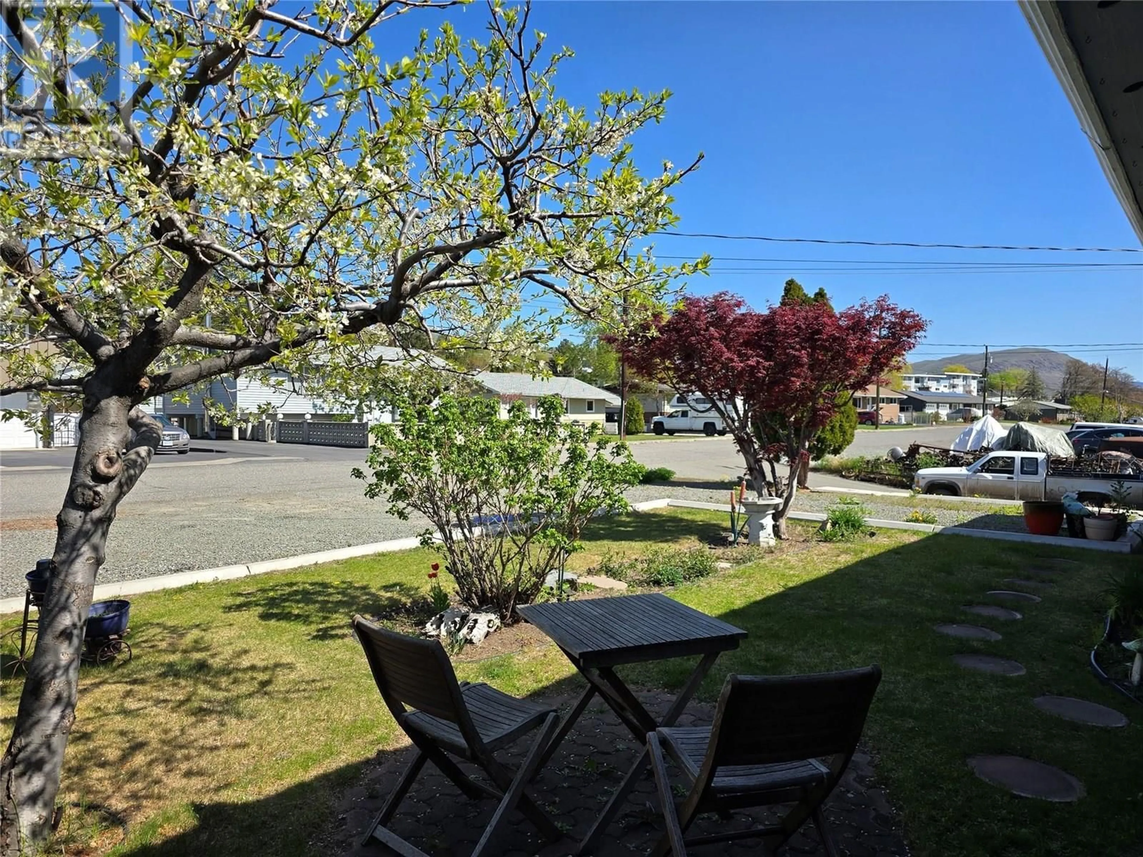 Patio, street for 213 ASH STREET, Ashcroft British Columbia V0K1A0