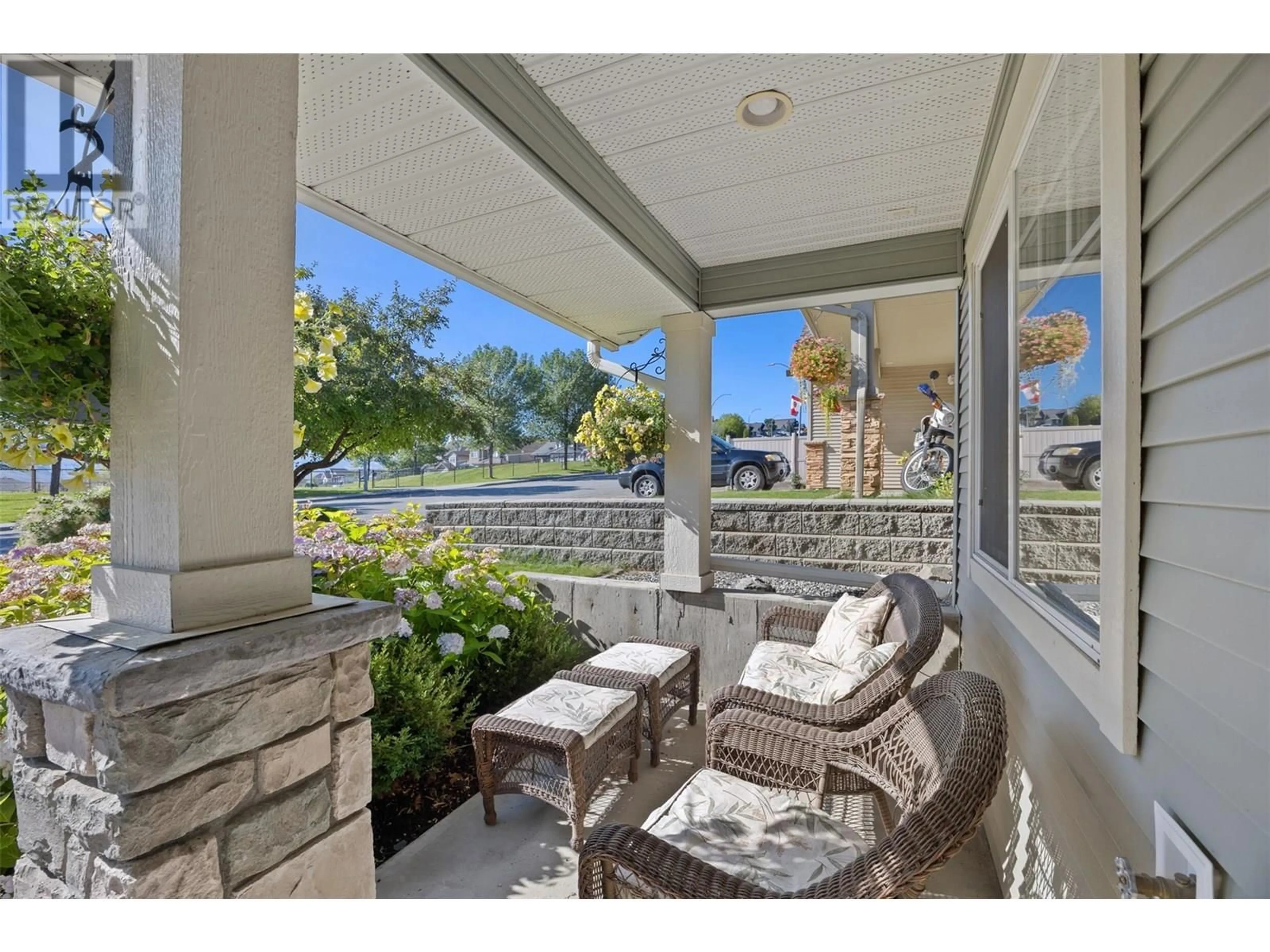 Patio, water/lake/river/ocean view for 2109 GRASSLANDS BOULEVARD, Kamloops British Columbia V2B0A7