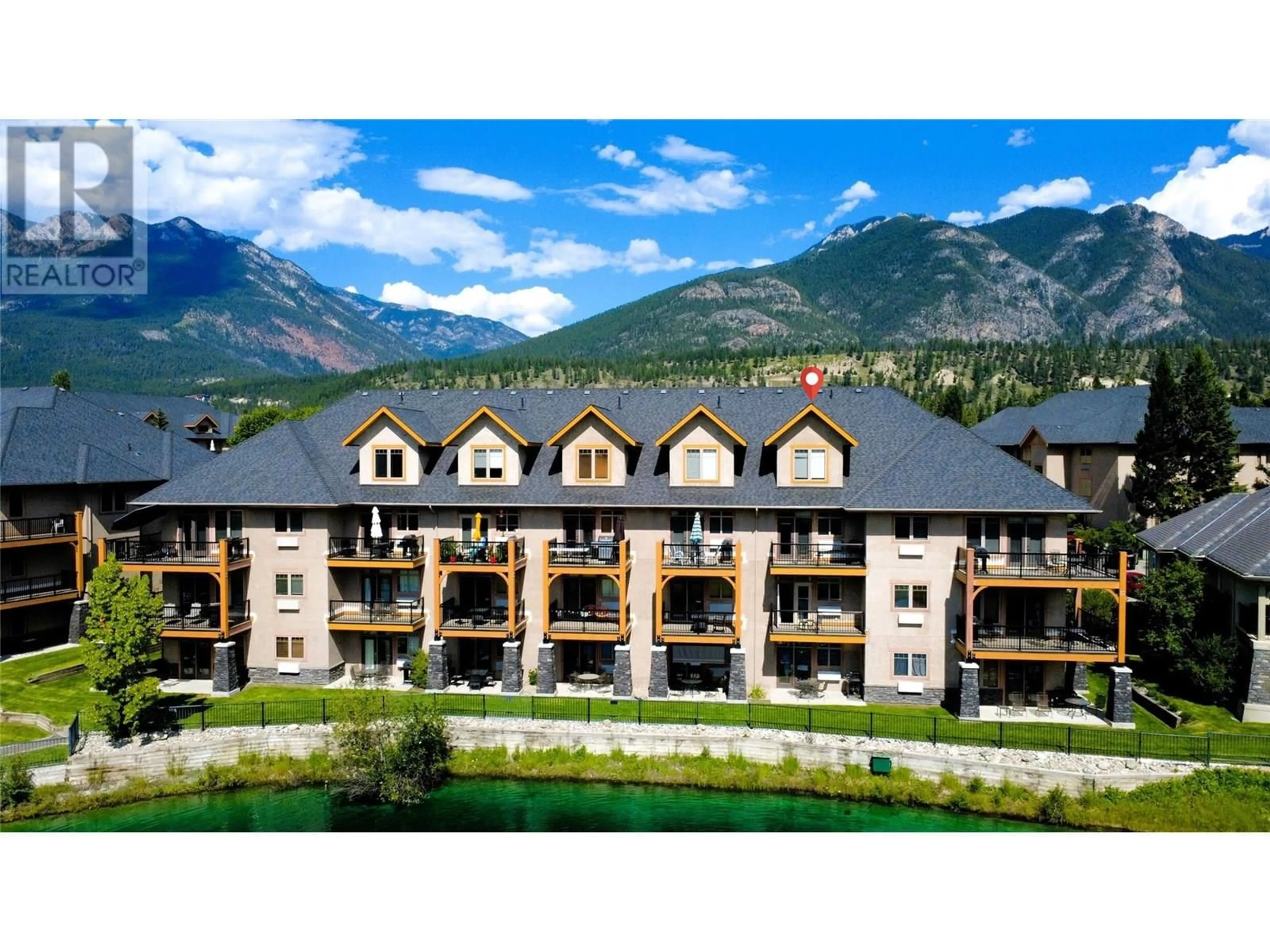 A pic from outside/outdoor area/front of a property/back of a property/a pic from drone, mountain view for 232 - 200 BIGHORN BOULEVARD, Radium Hot Springs British Columbia V0A1M0
