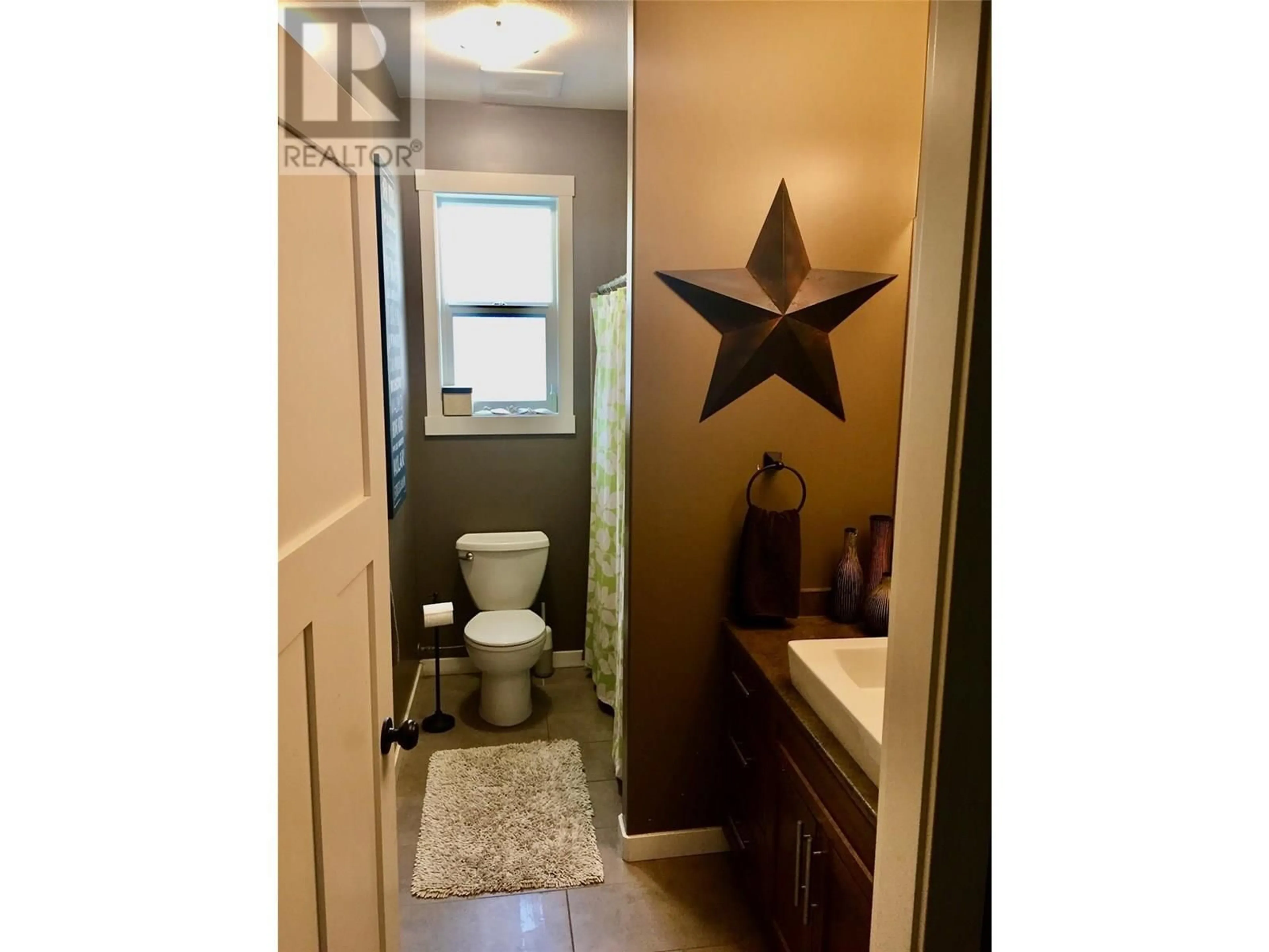 Unknown for 552 TRILLIUM DRIVE, Kamloops British Columbia V2H1R8