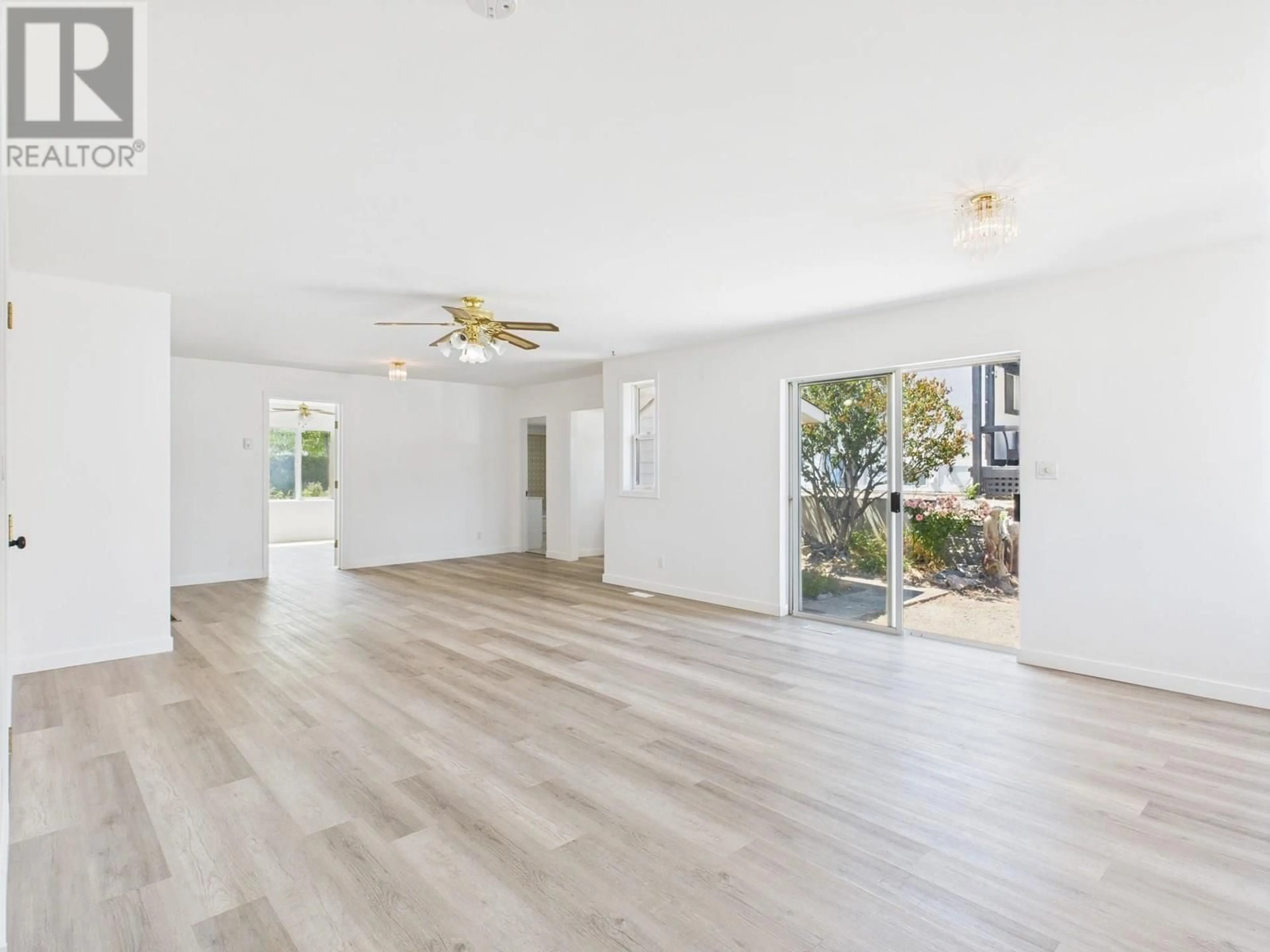 A pic of a room for 8704 74TH AVENUE, Osoyoos British Columbia V0H1V1