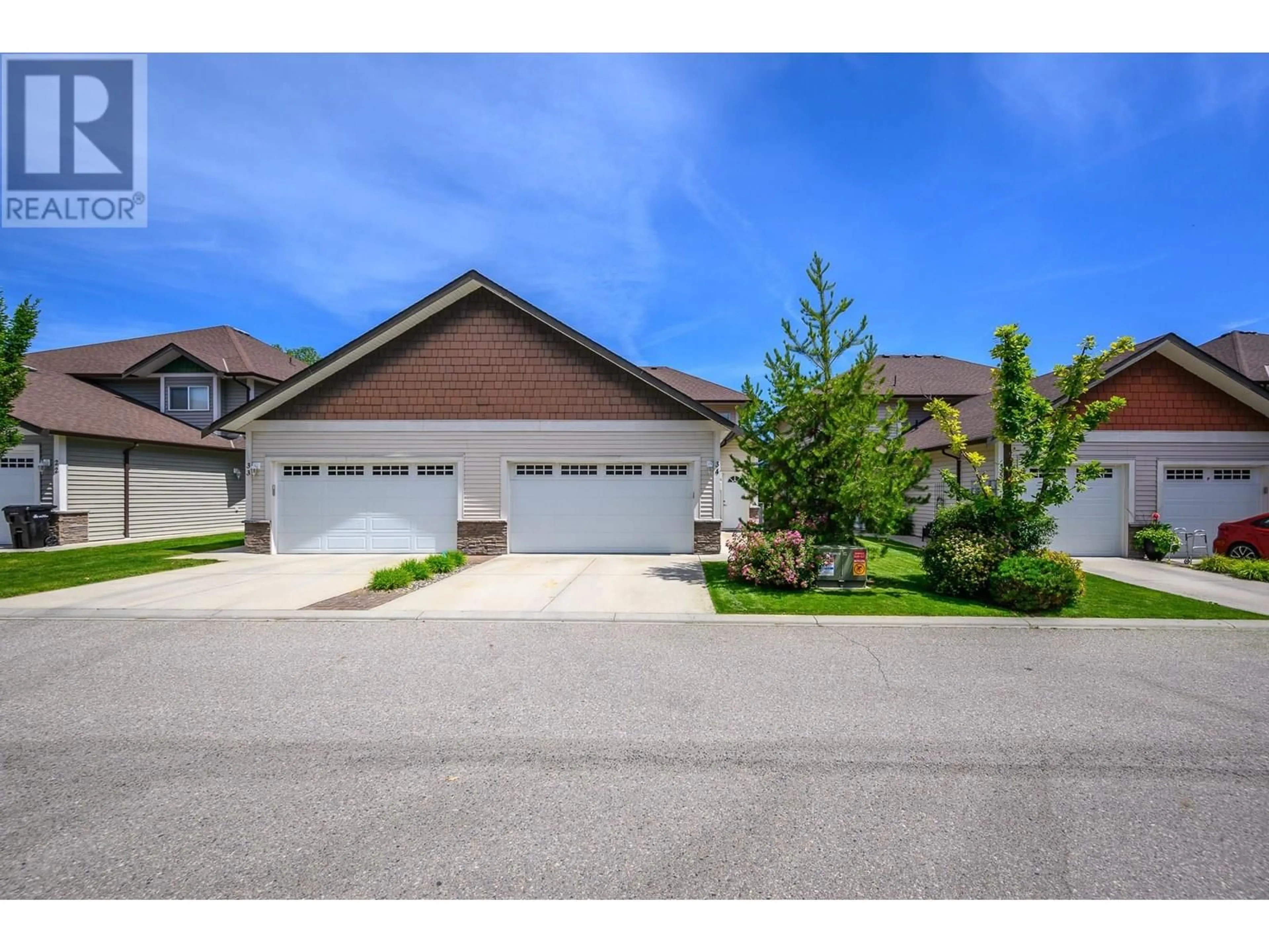 Indoor garage for 34 - 100 PALMER ROAD, Vernon British Columbia V1H2H8