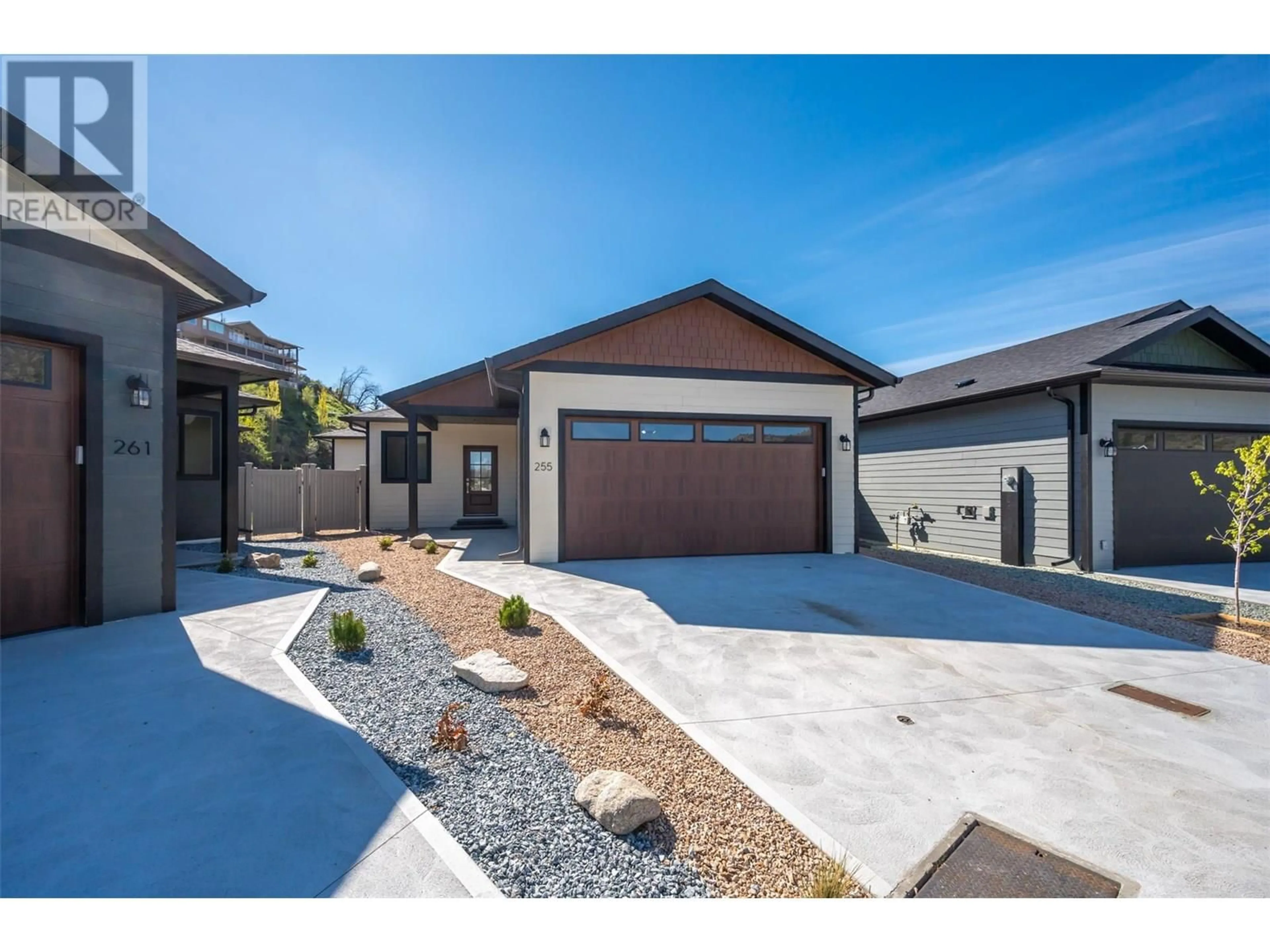 Unknown for 255 BENTGRASS AVENUE, Oliver British Columbia V0H1T3