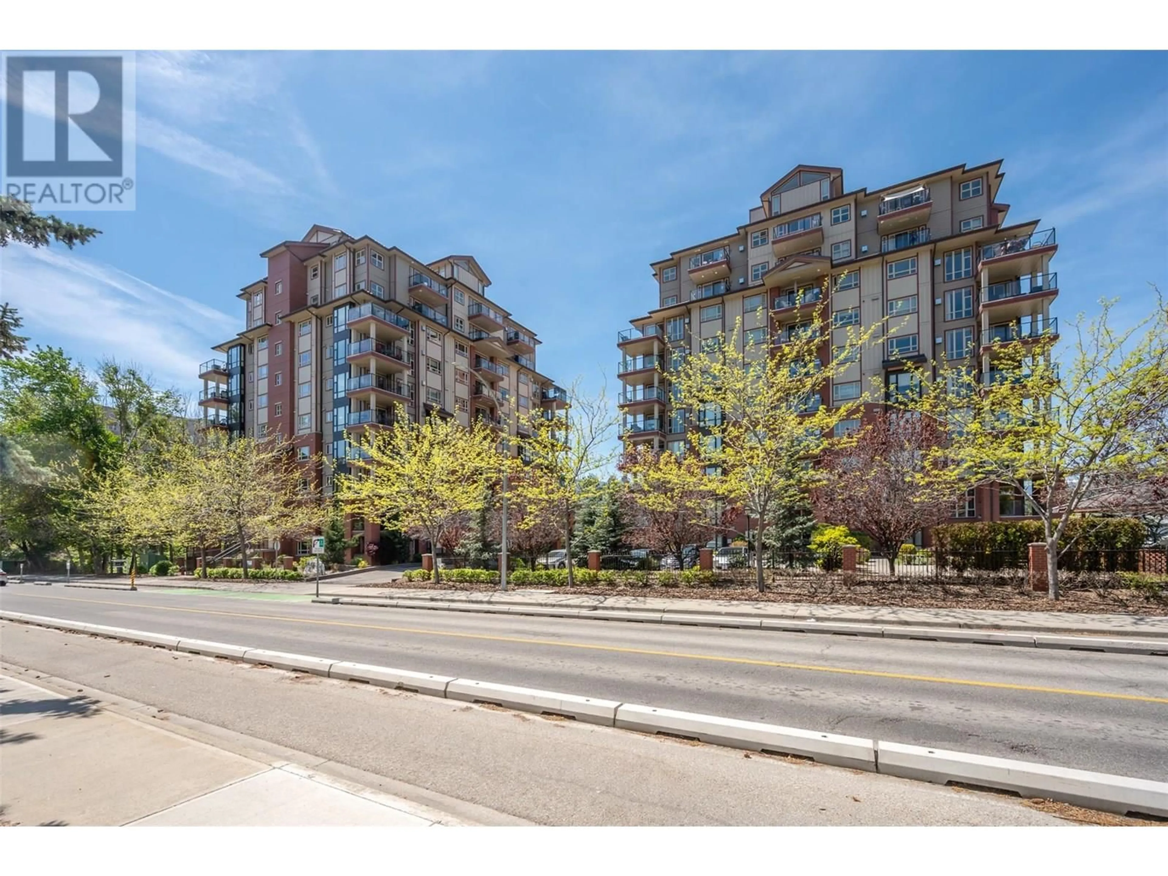 Blurry image for 305 - 2125 ATKINSON STREET, Penticton British Columbia V2A9E6