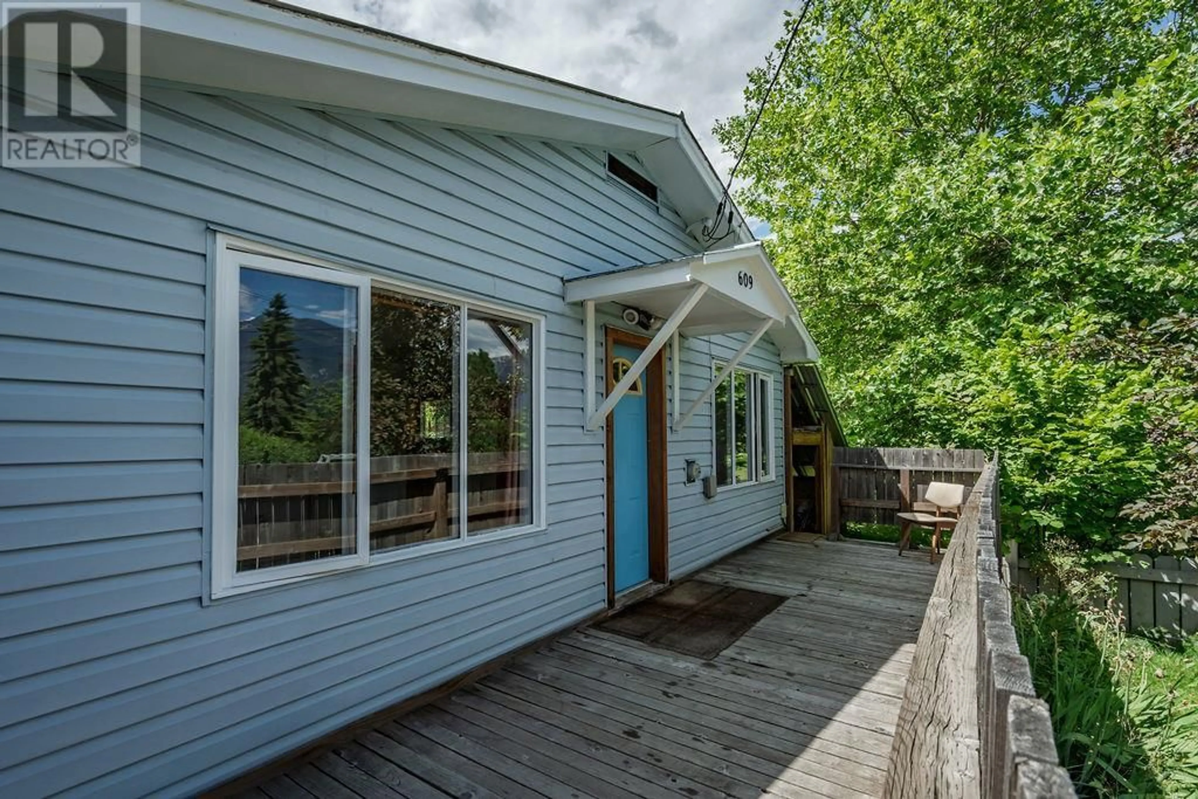 Patio, water/lake/river/ocean view for 609 JACKSON STREET, Kaslo British Columbia V0G1M0