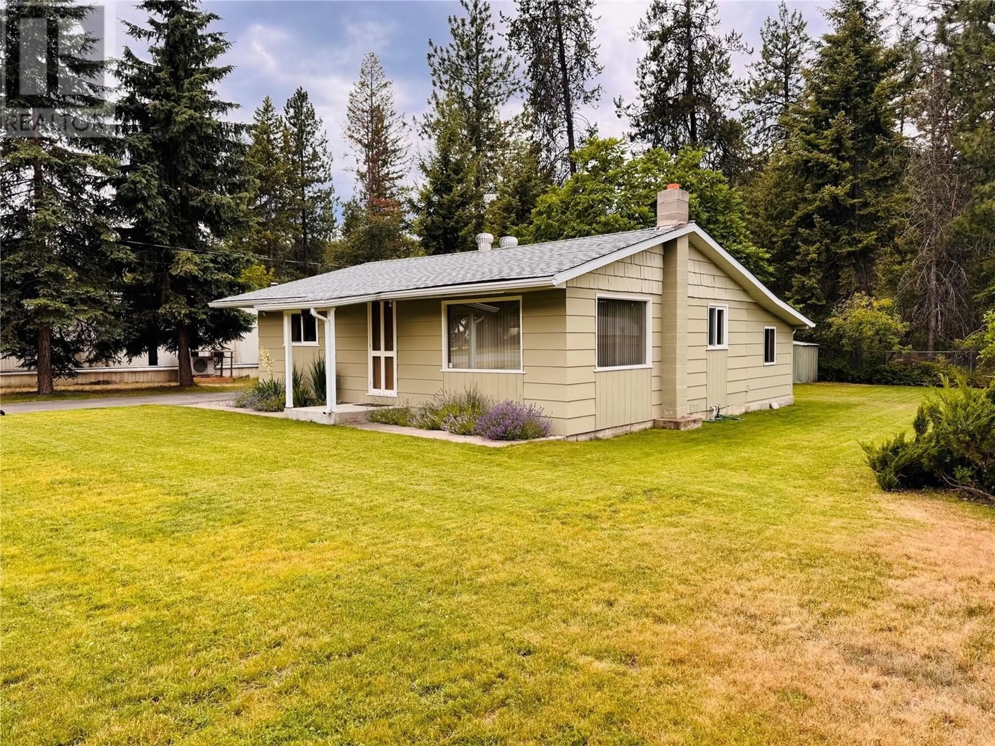 Home with vinyl exterior material, unknown for 1633 WOLVERTON ROAD, Christina Lake British Columbia V0H1E2