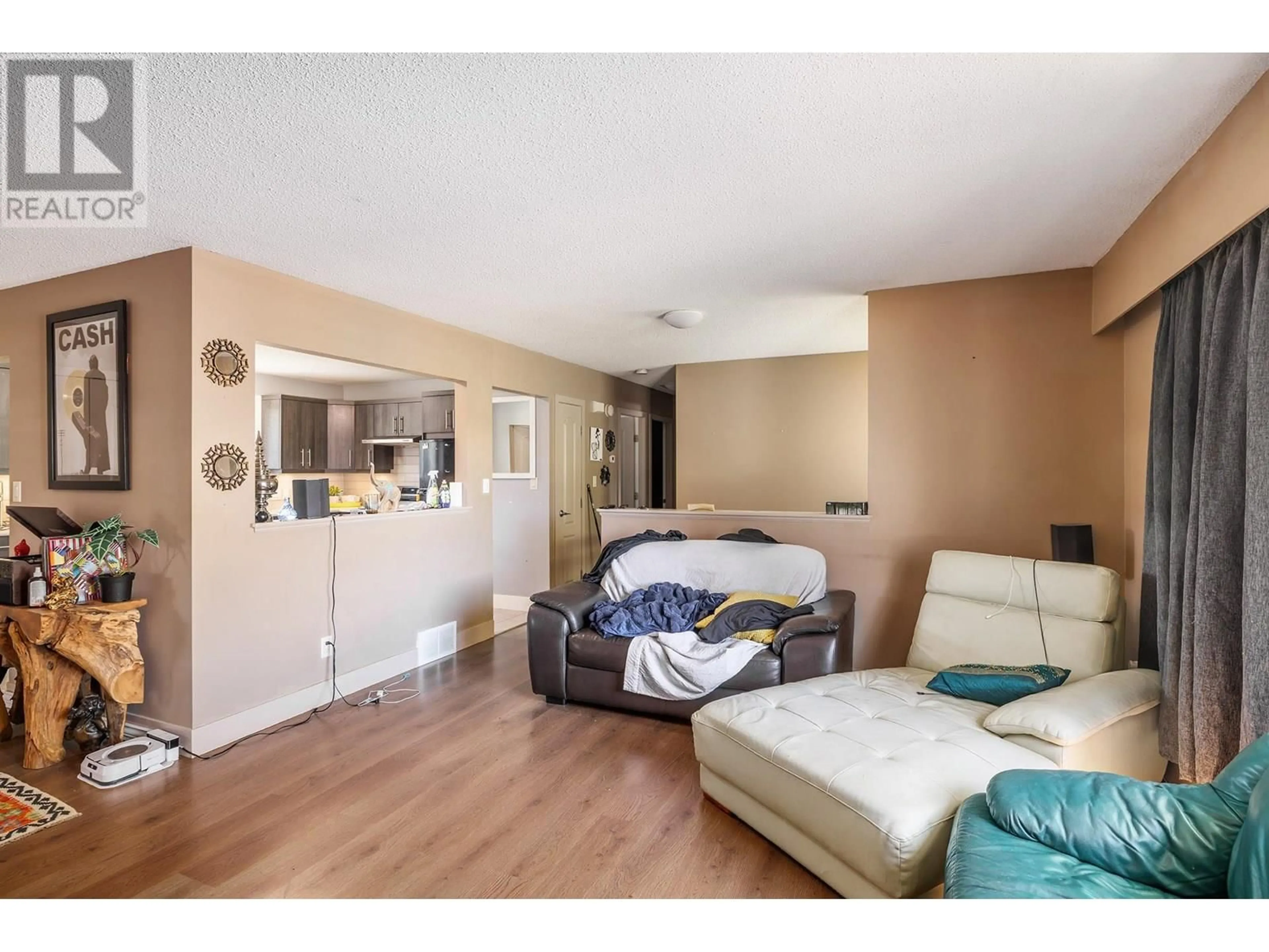 A pic of a room for 335 DUDGEON ROAD, Kelowna British Columbia V1X2L1