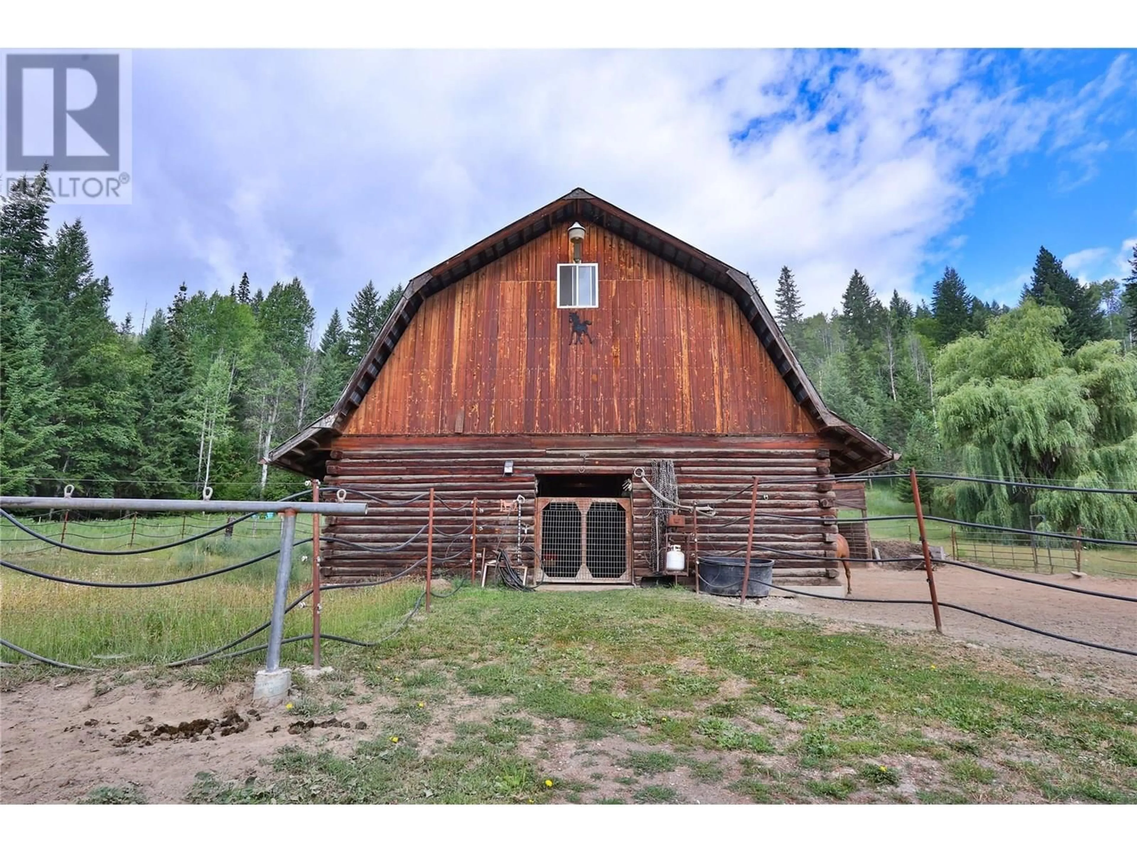 Shed for 1531 HIGHWAY 3B HIGHWAY, Fruitvale British Columbia V0G1L1