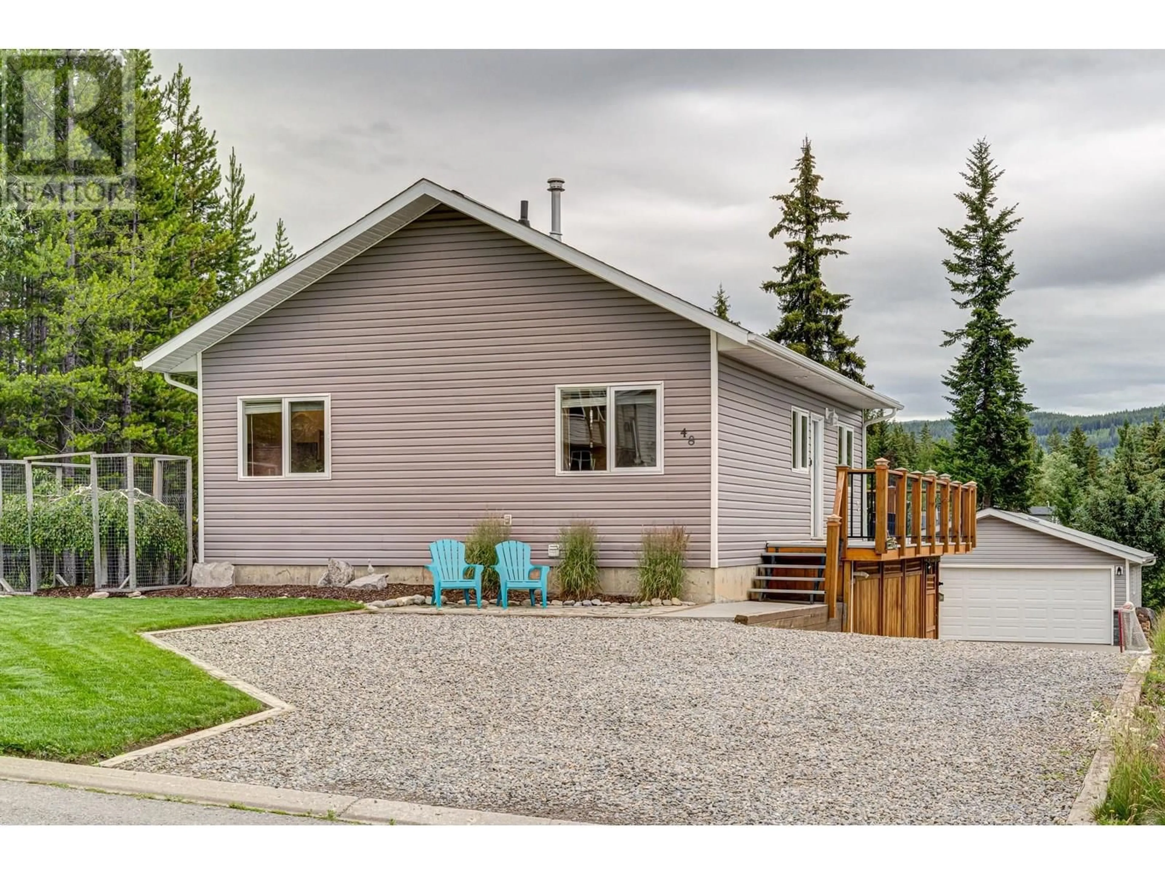Home with vinyl exterior material, street for 48 DARBY CRESCENT, Elkford British Columbia V0B1H0