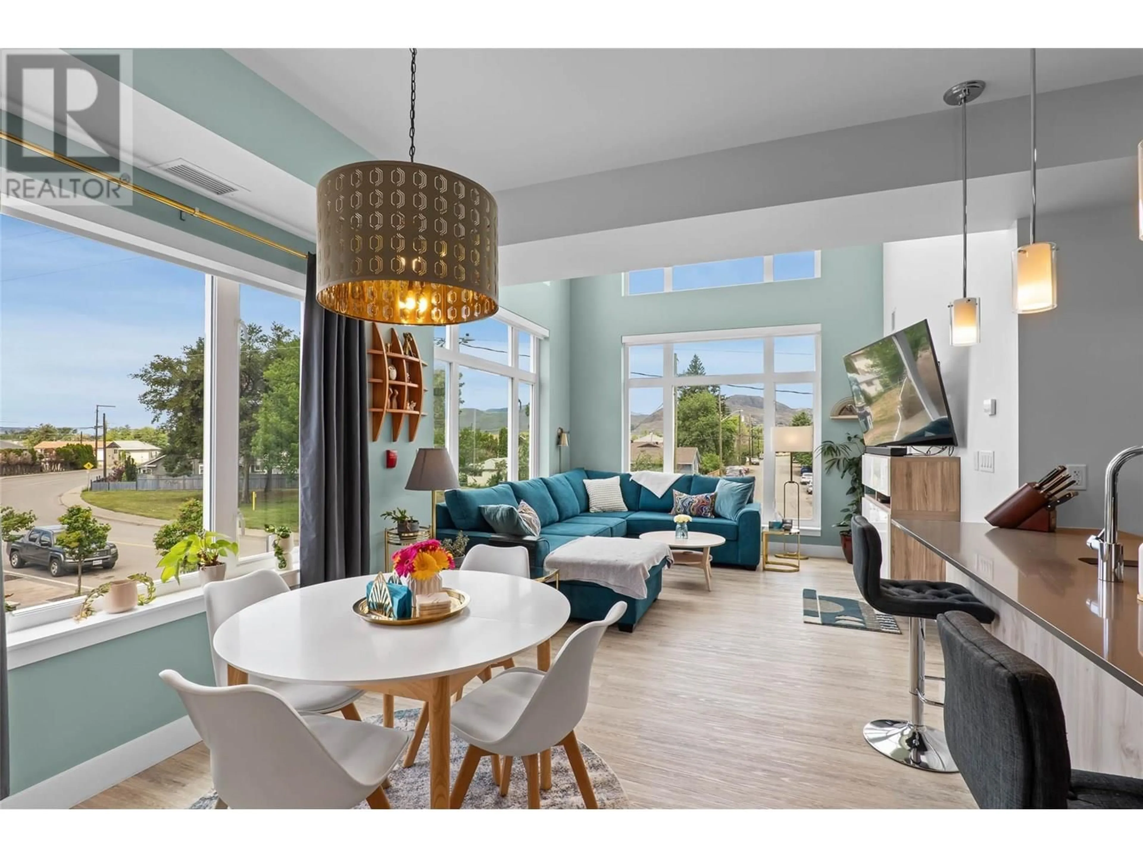 Open concept kitchen, unknown for 201 - 107 YEW STREET, Kamloops British Columbia V2B3H5