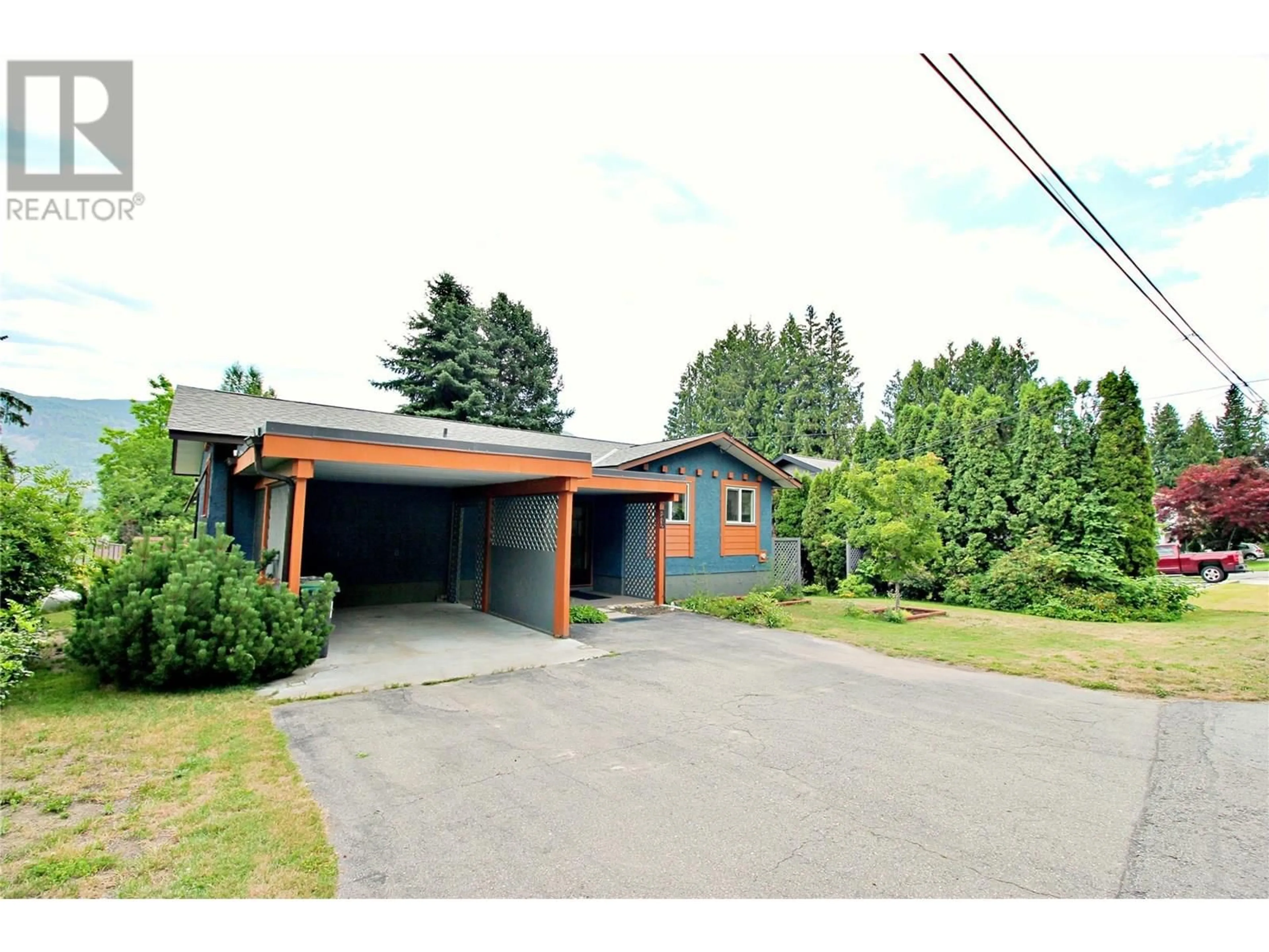 Unknown for 2417 11TH AVENUE, Castlegar British Columbia V1N3B1