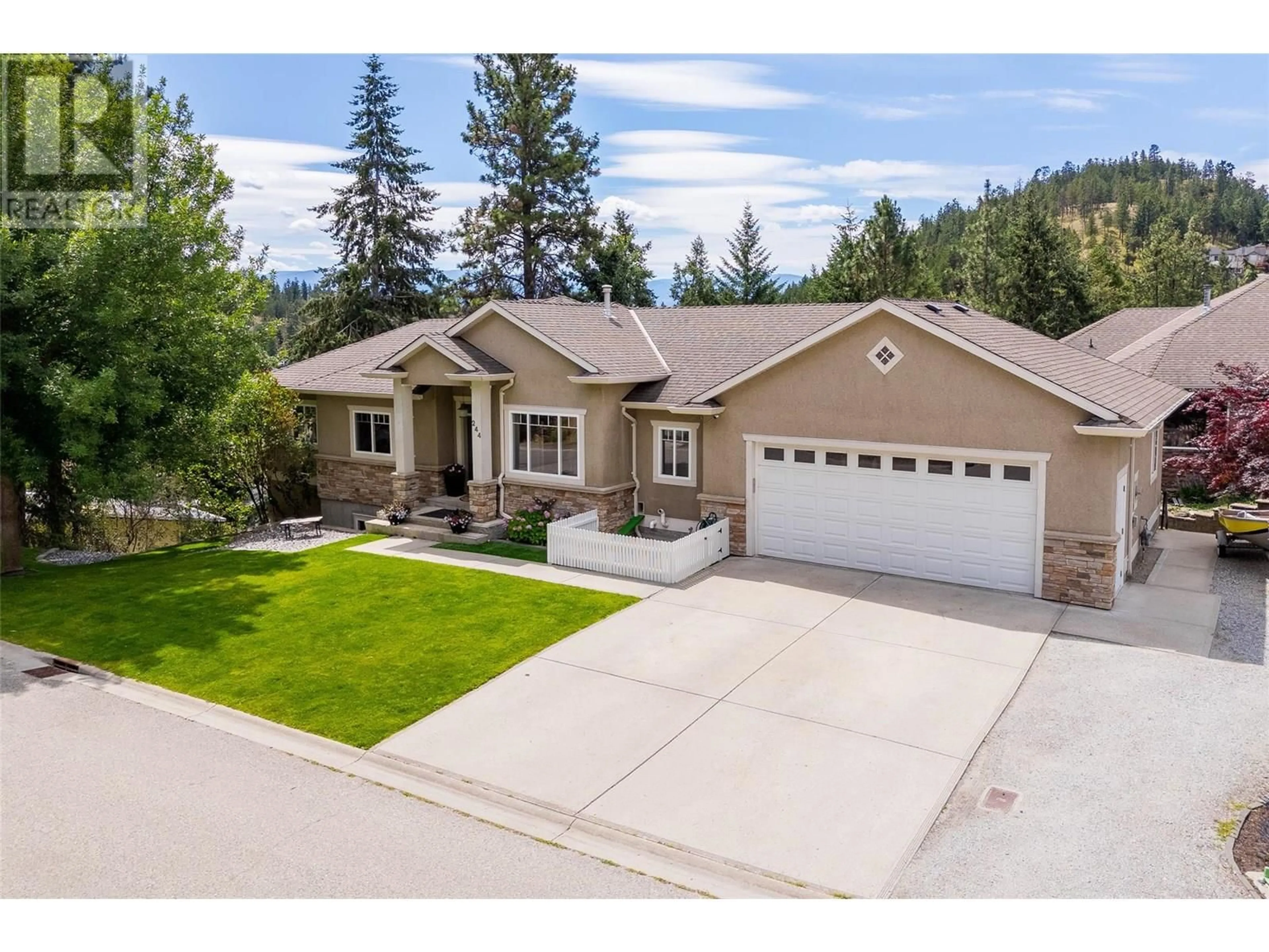 A pic from outside/outdoor area/front of a property/back of a property/a pic from drone, street for 244 TERRACE DRIVE, Kelowna British Columbia V1V2P9