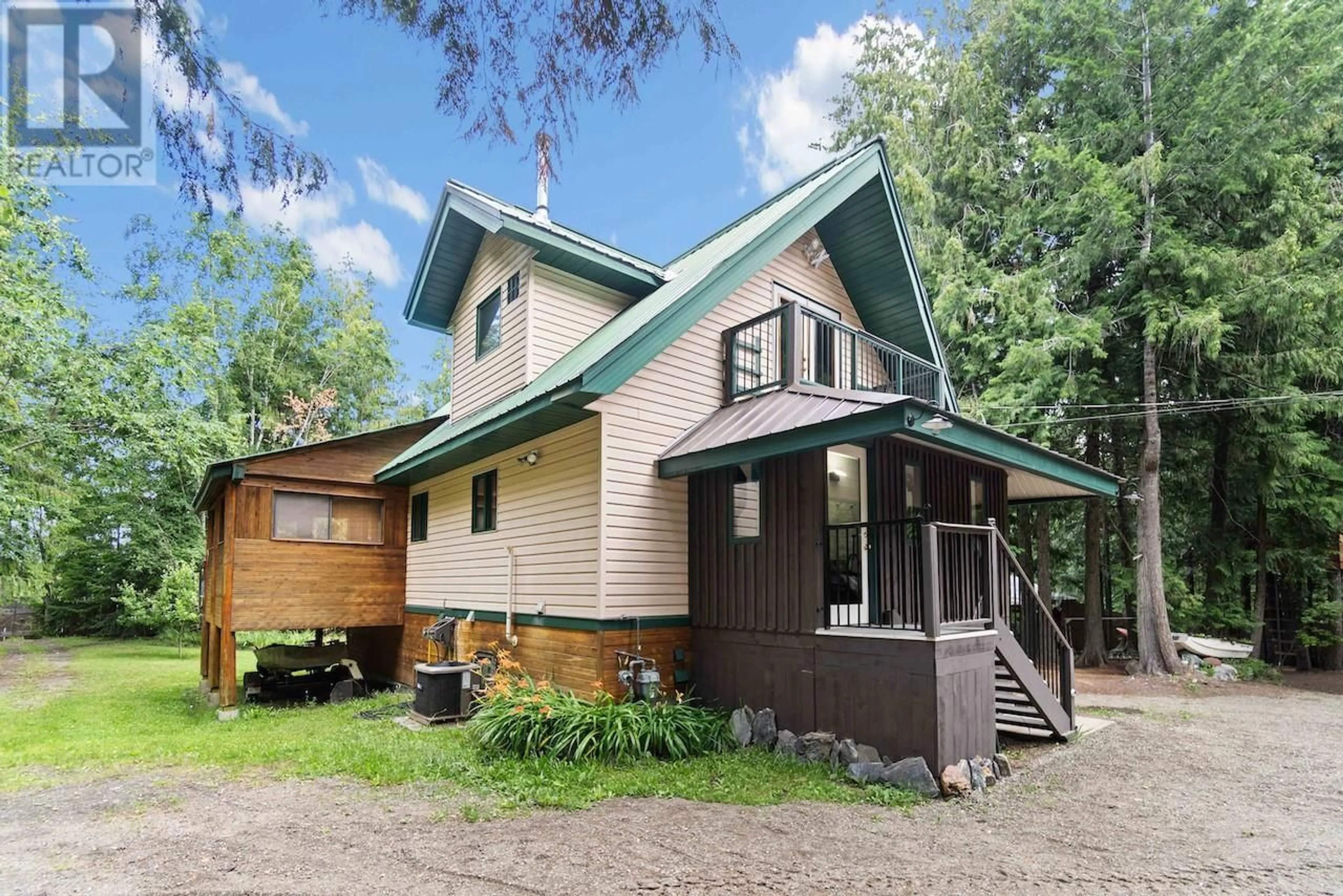 Home with vinyl exterior material, unknown for 1419 TAYLOR ROAD, Sorrento British Columbia V0E2W1