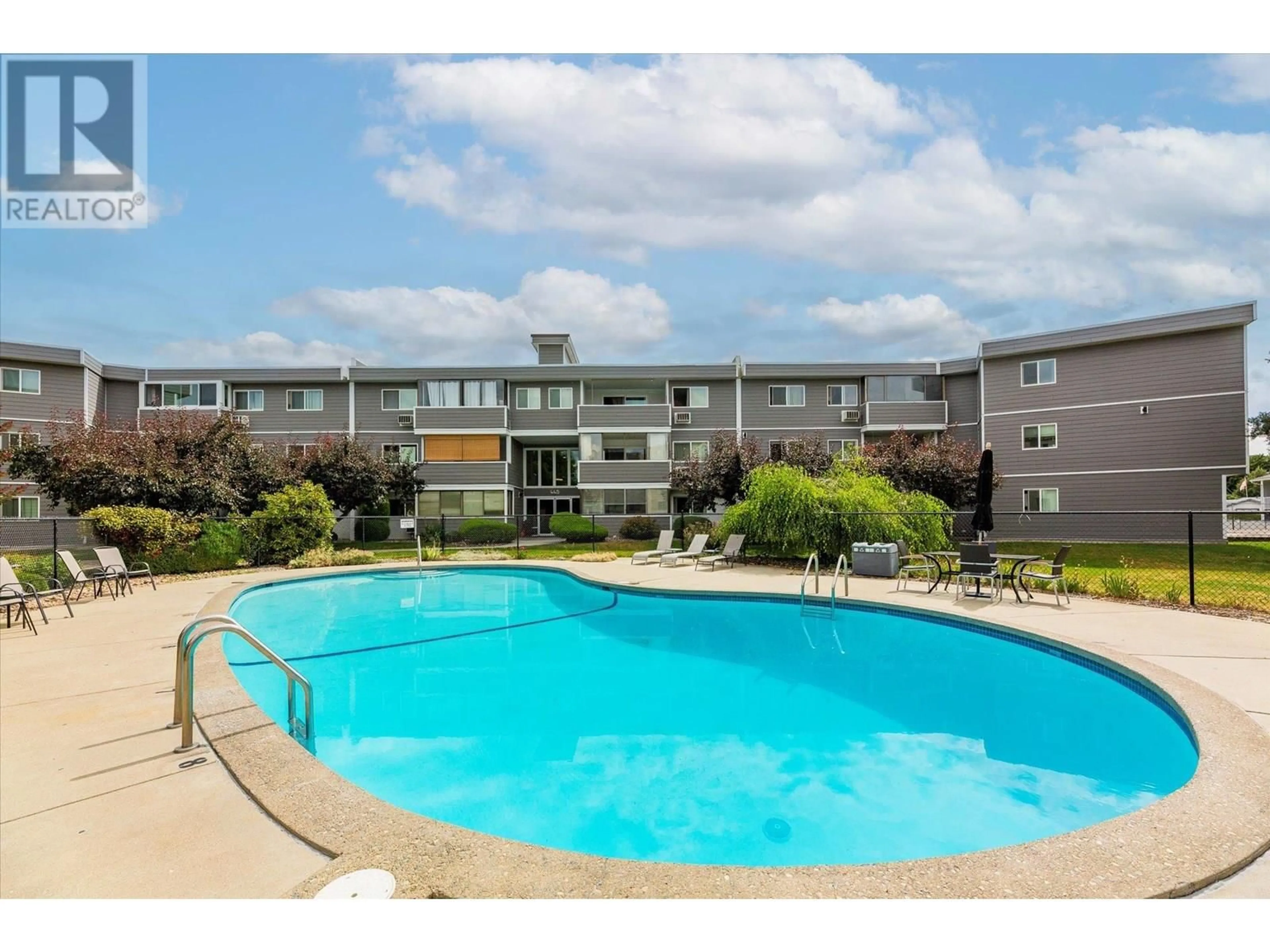 Pool for 308 - 445 ALL STAR COURT, Kelowna British Columbia V1X5N7