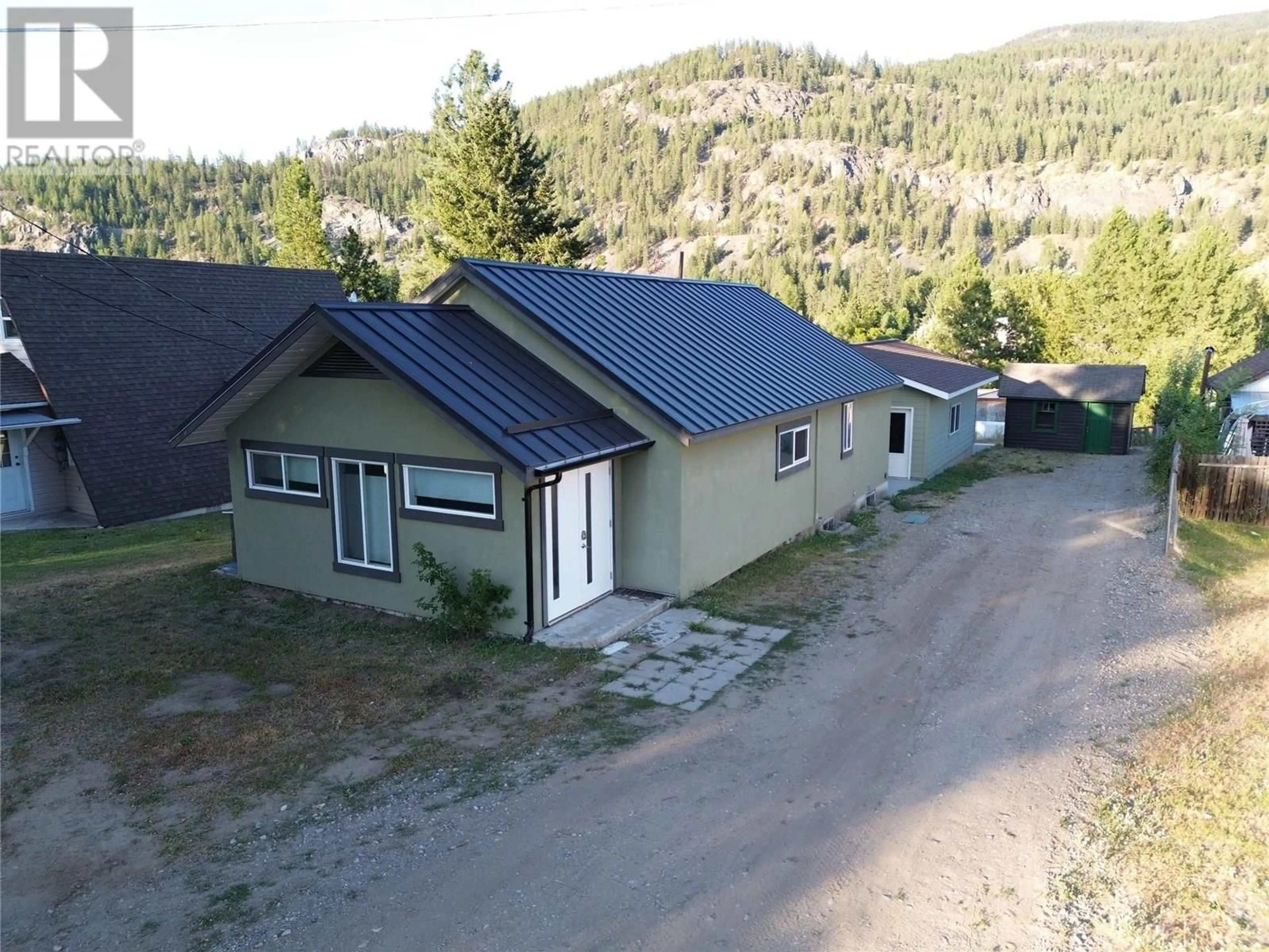 A pic from outside/outdoor area/front of a property/back of a property/a pic from drone, unknown for 1640 ODE ROAD, Christina Lake British Columbia V0H1E0