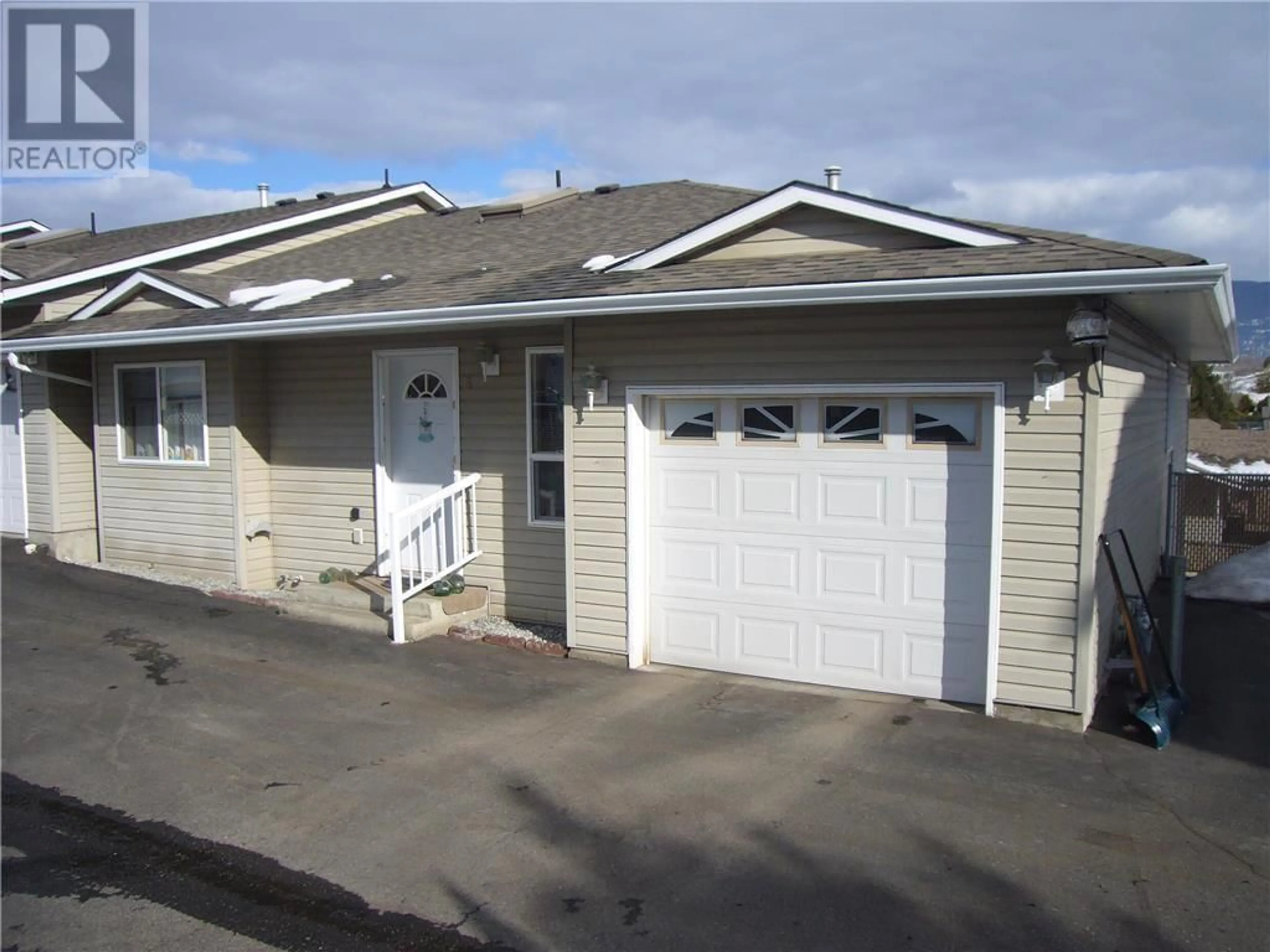 Indoor garage for 4 - 4700 BELLA VISTA ROAD, Vernon British Columbia V1T2N4