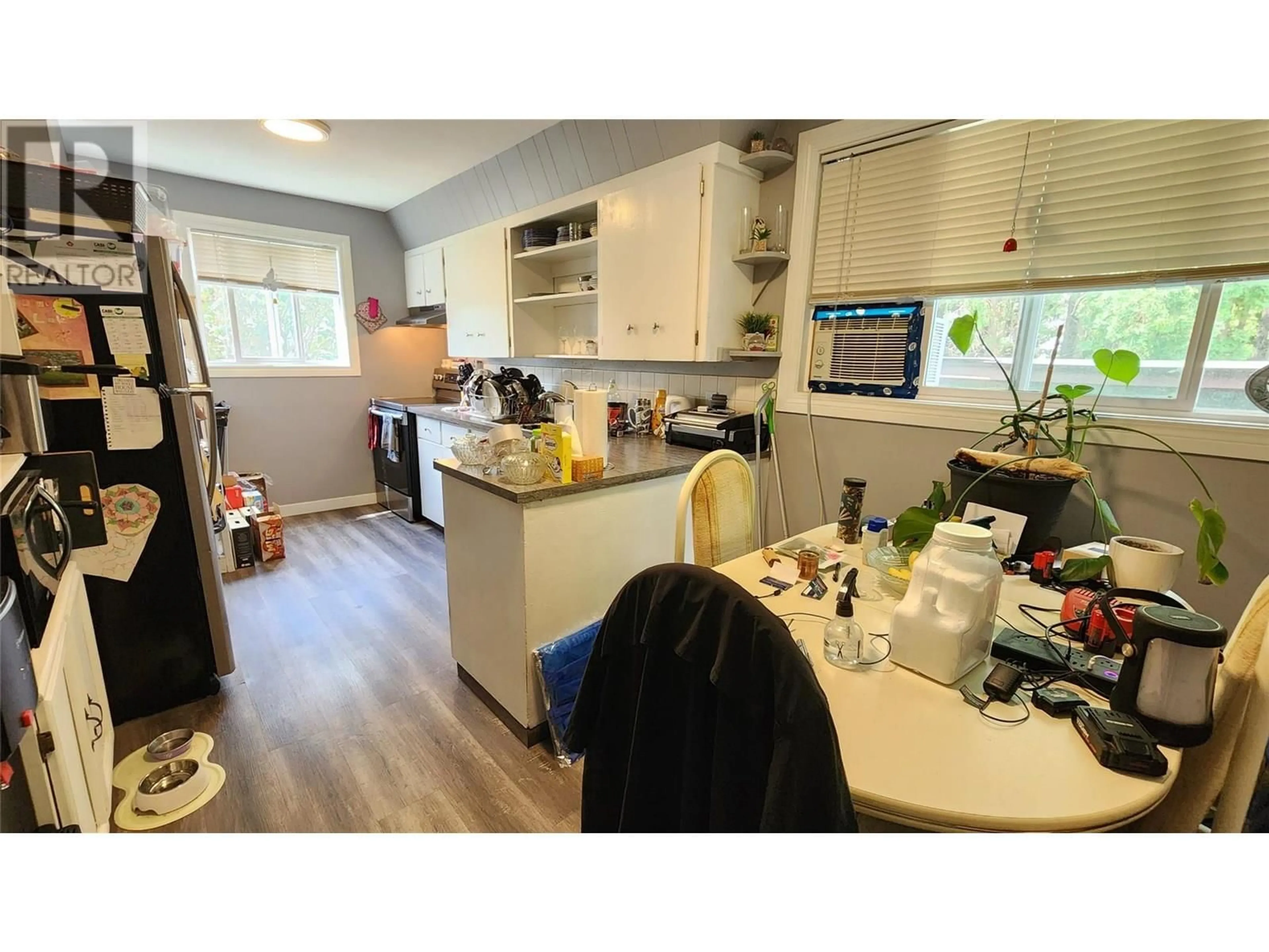 Standard kitchen, unknown for 2156 TRANQUILLE ROAD, Kamloops British Columbia V2B3N2