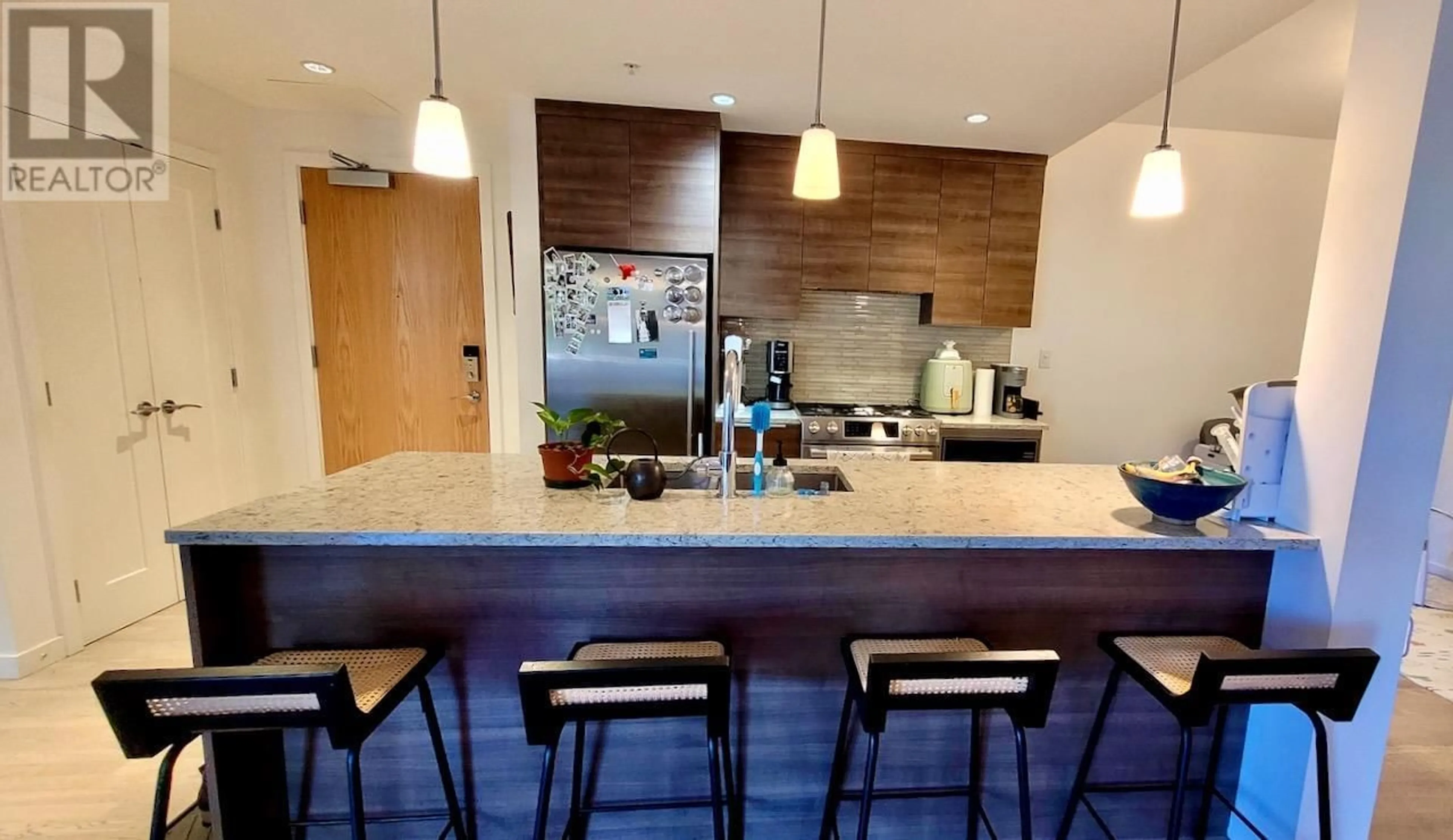 Contemporary kitchen, unknown for 201 - 710 VERNON STREET, Nelson British Columbia V1L4G2