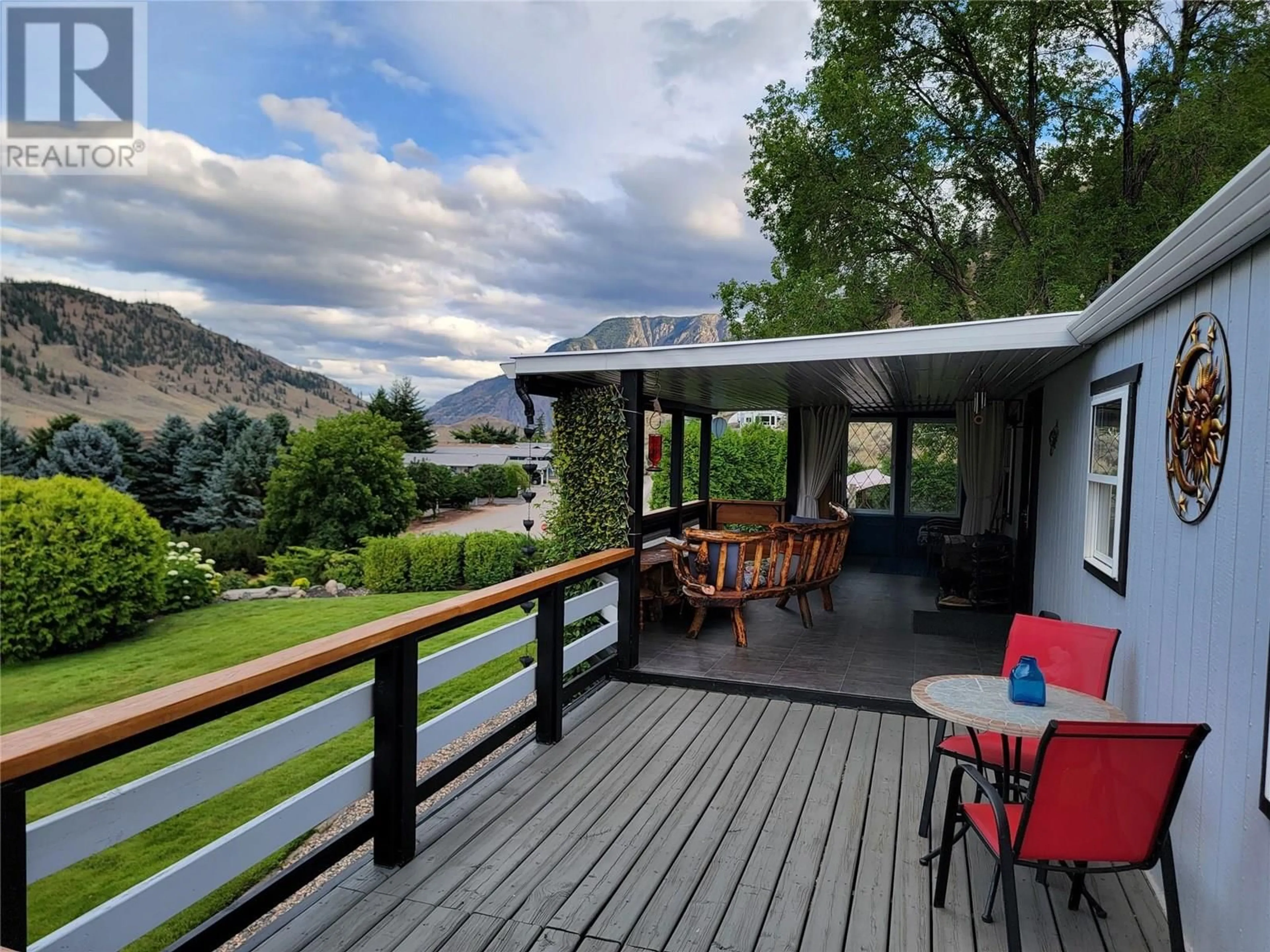 Patio, mountain view for 31 - 1292 HIGHWAY 3A OTHER, Keremeos British Columbia V0X1N4