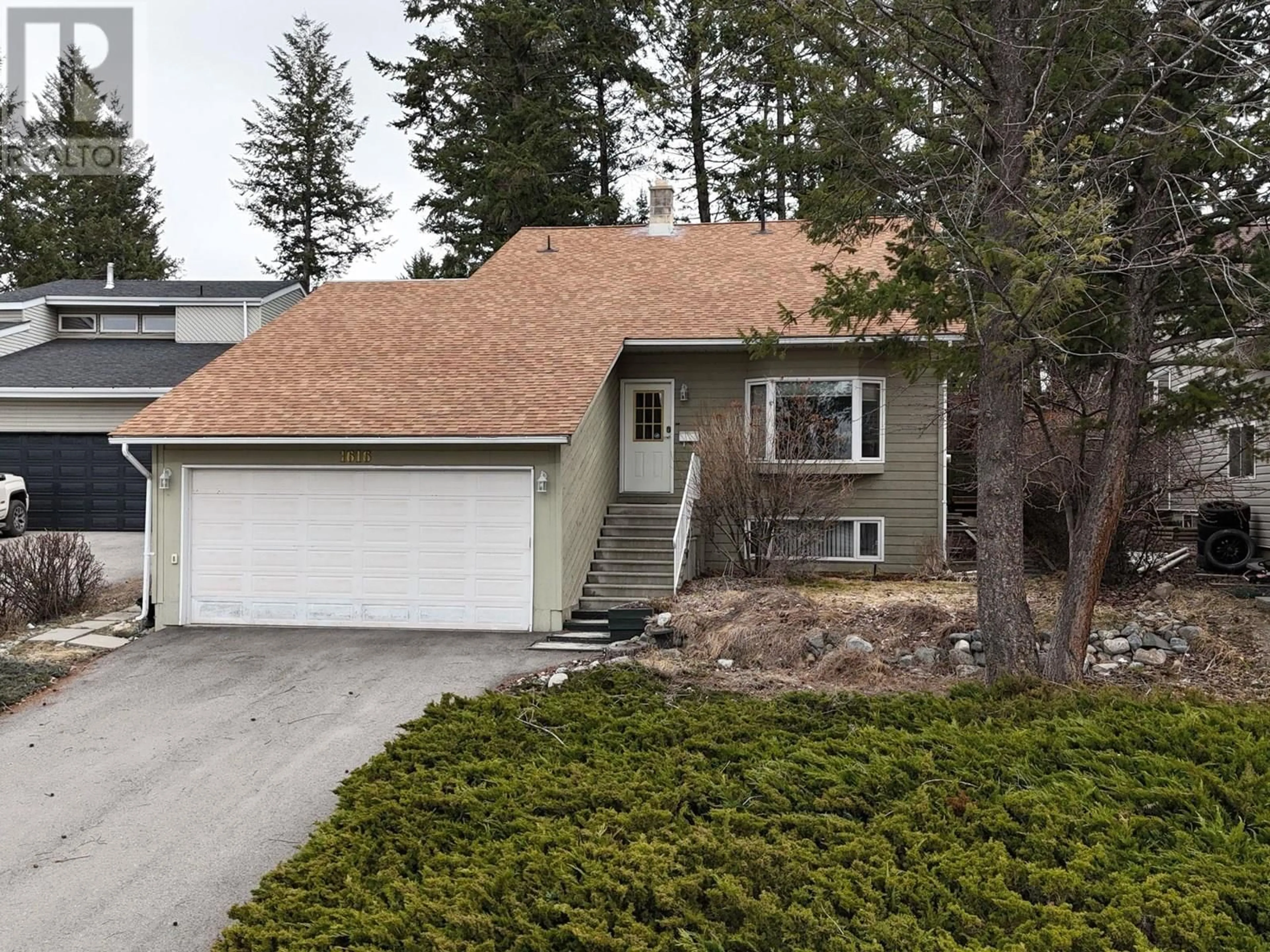 Home with vinyl exterior material, street for 1616 MT PROCTOR PLACE NORTH, Cranbrook British Columbia V1C5V7