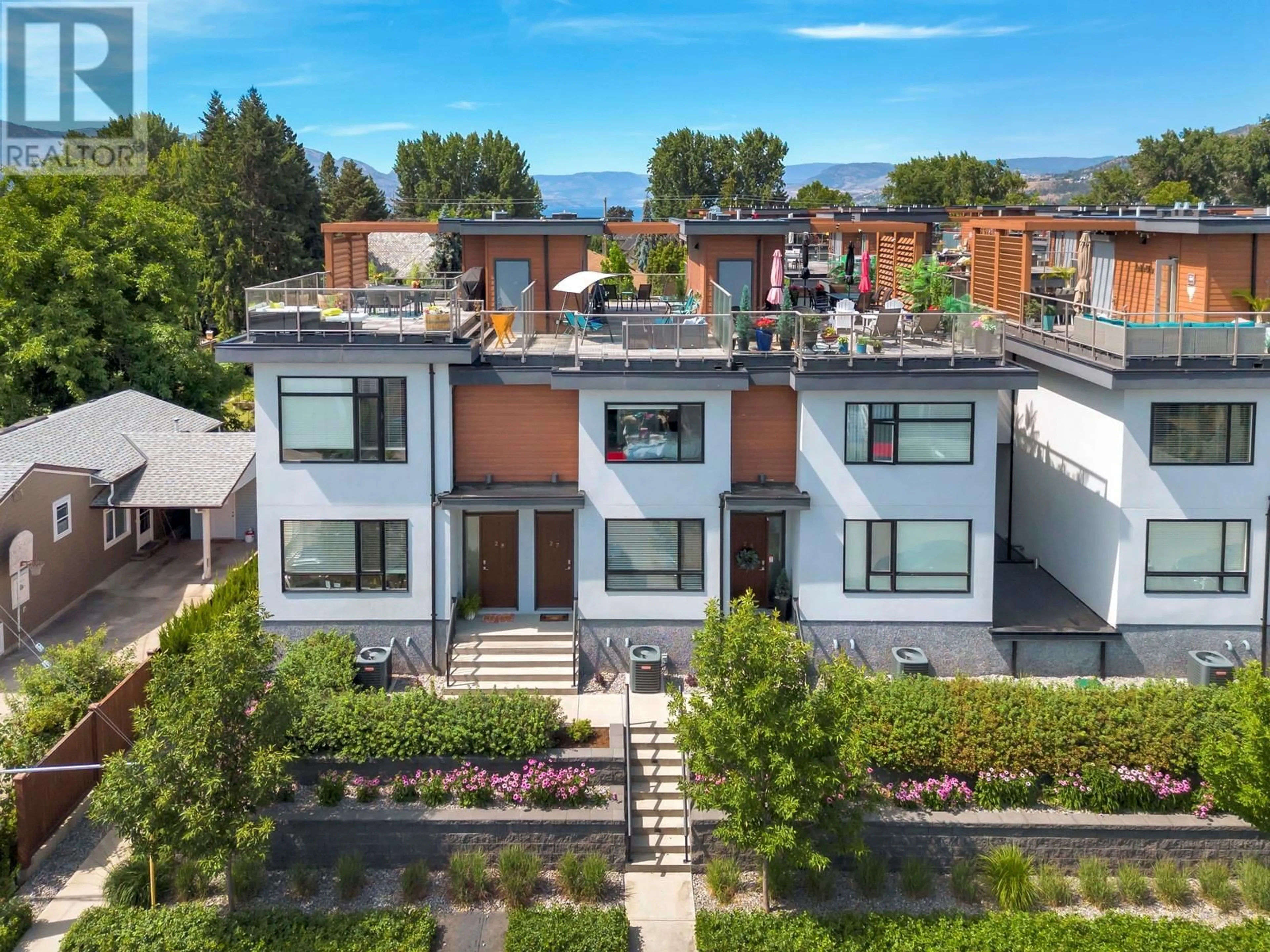 A pic from outside/outdoor area/front of a property/back of a property/a pic from drone, unknown for 27 - 3510 LANDIE ROAD, Kelowna British Columbia V1W3E9