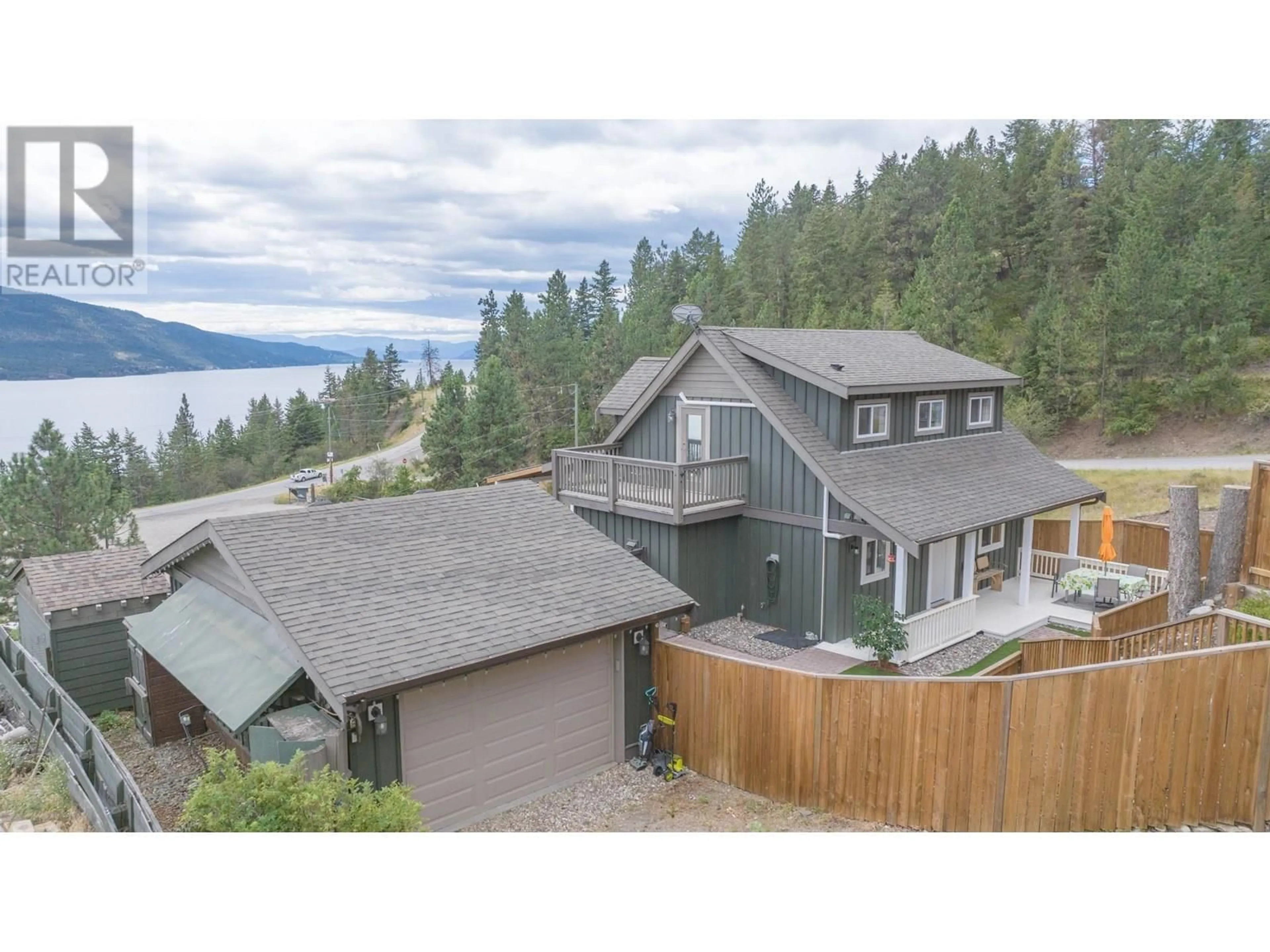 A pic from outside/outdoor area/front of a property/back of a property/a pic from drone, water/lake/river/ocean view for 10351 WESTSHORE ROAD, Vernon British Columbia V1H2B1