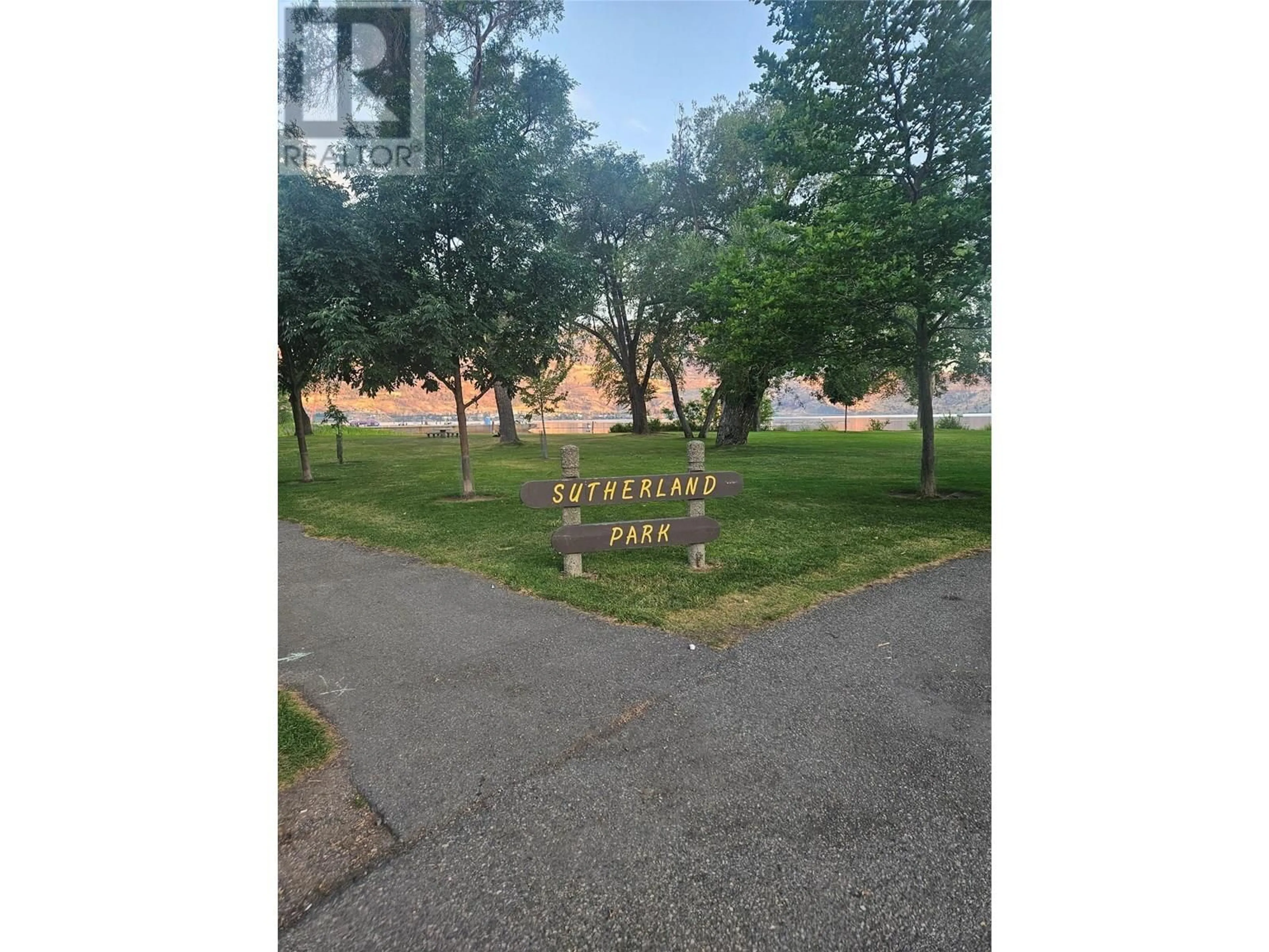Unknown for 512 CAMBRIDGE AVENUE, Kelowna British Columbia V1Y7M3