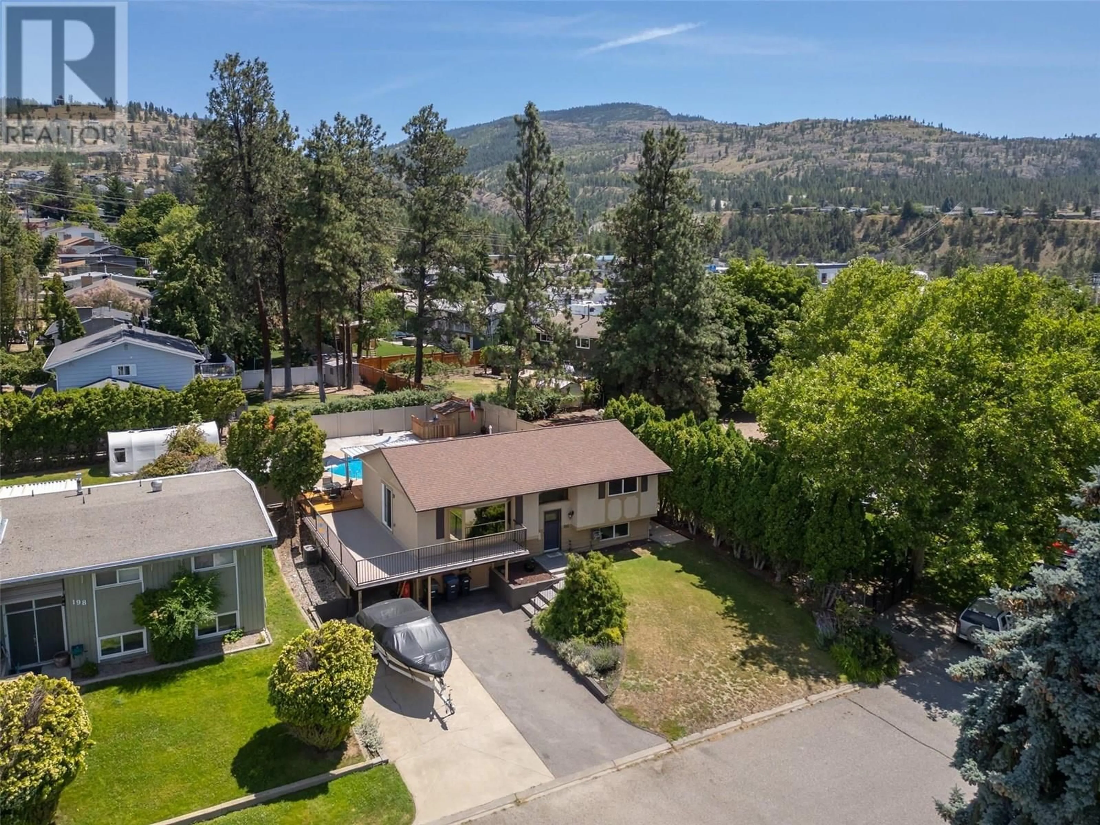 A pic from outside/outdoor area/front of a property/back of a property/a pic from drone, mountain view for 186 DUNANT CRESCENT, Penticton British Columbia V2A3G2