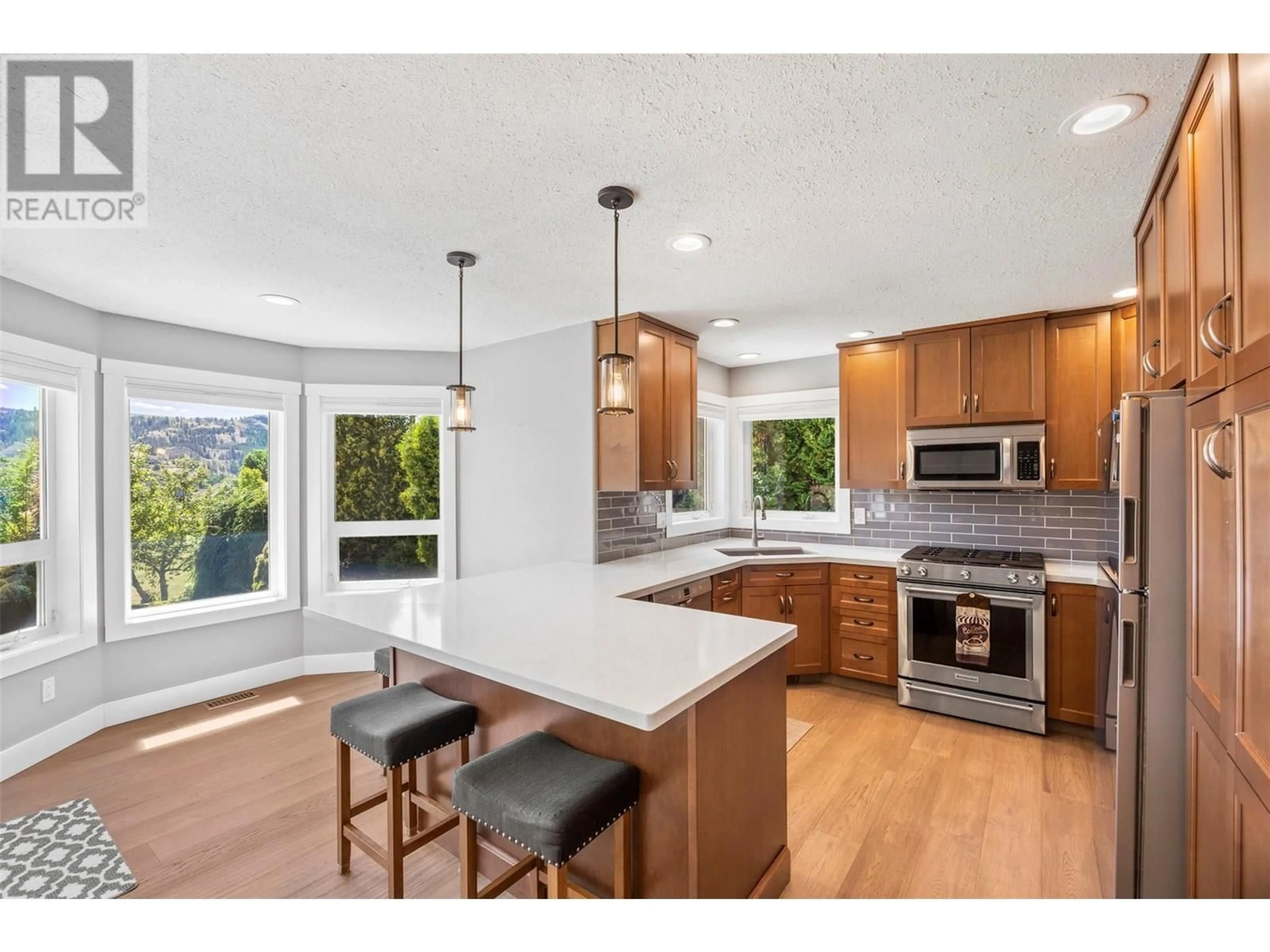 Open concept kitchen, unknown for 3568 NAVATANEE DRIVE, Kamloops British Columbia V2H1T7