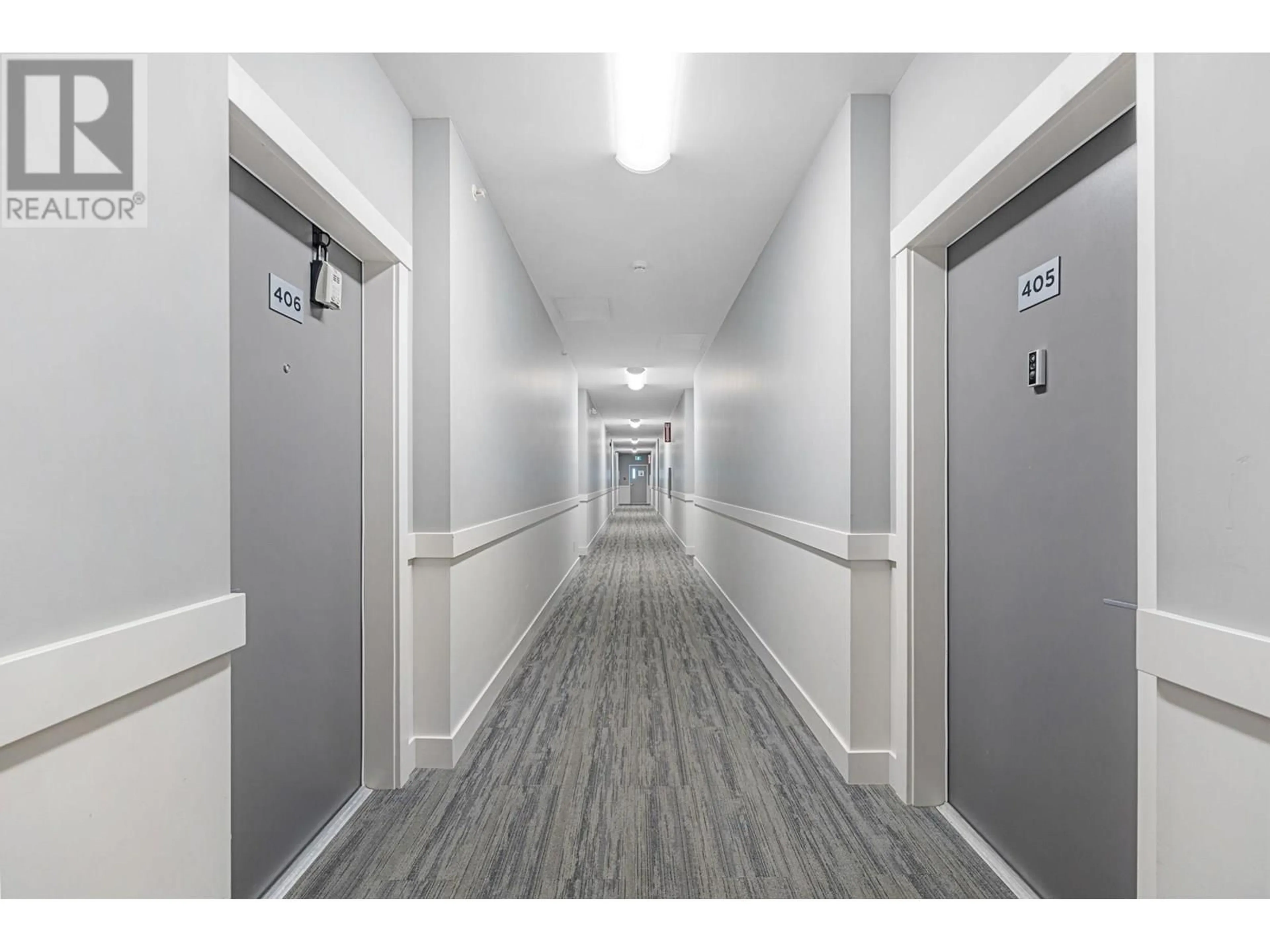 Indoor foyer for 408 - 2250 MAJOROS ROAD, West Kelowna British Columbia V4T0A6