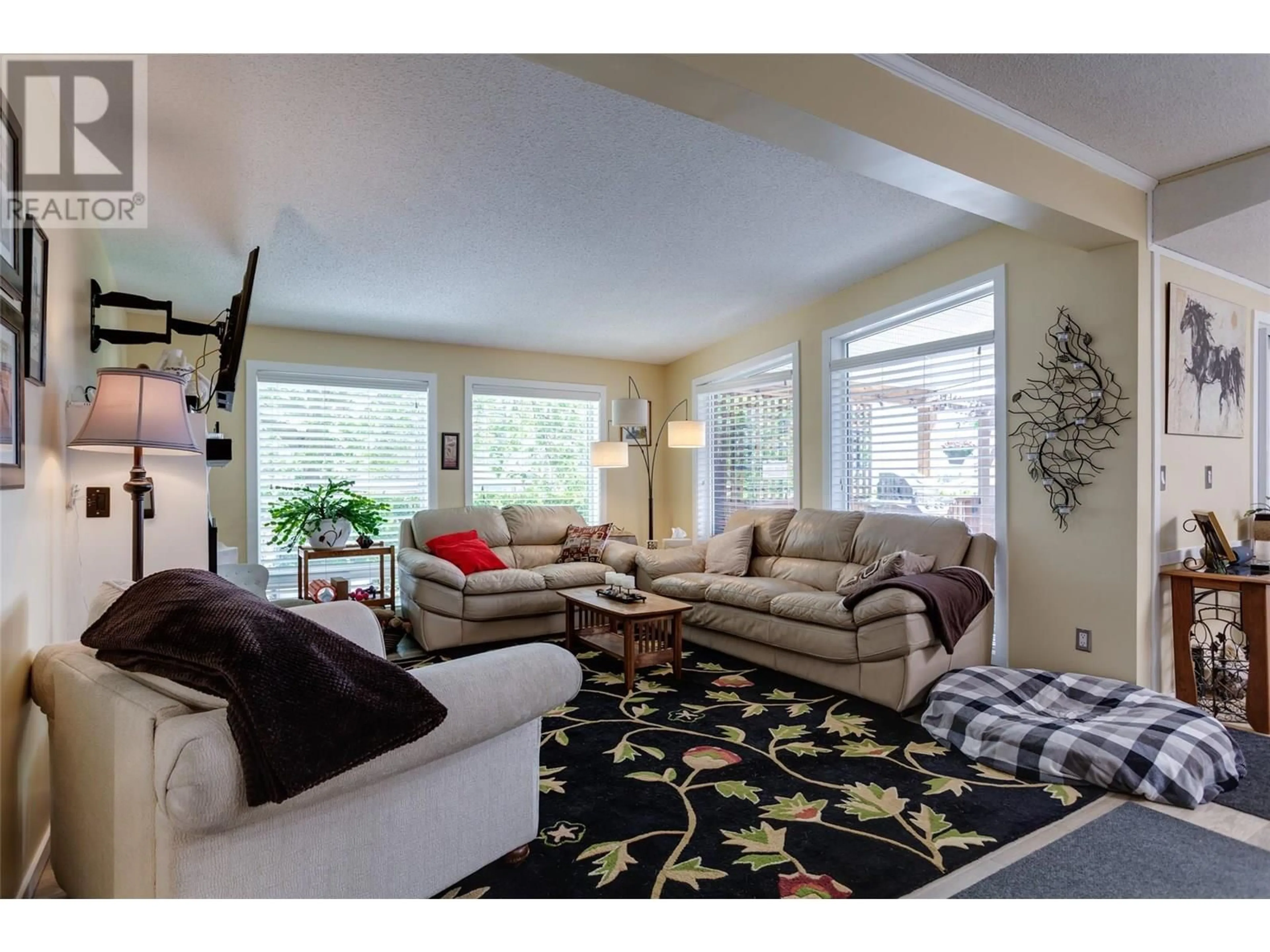 Living room with furniture, unknown for 46 - 2001 97 S HIGHWAY, West Kelowna British Columbia V1Z3M8