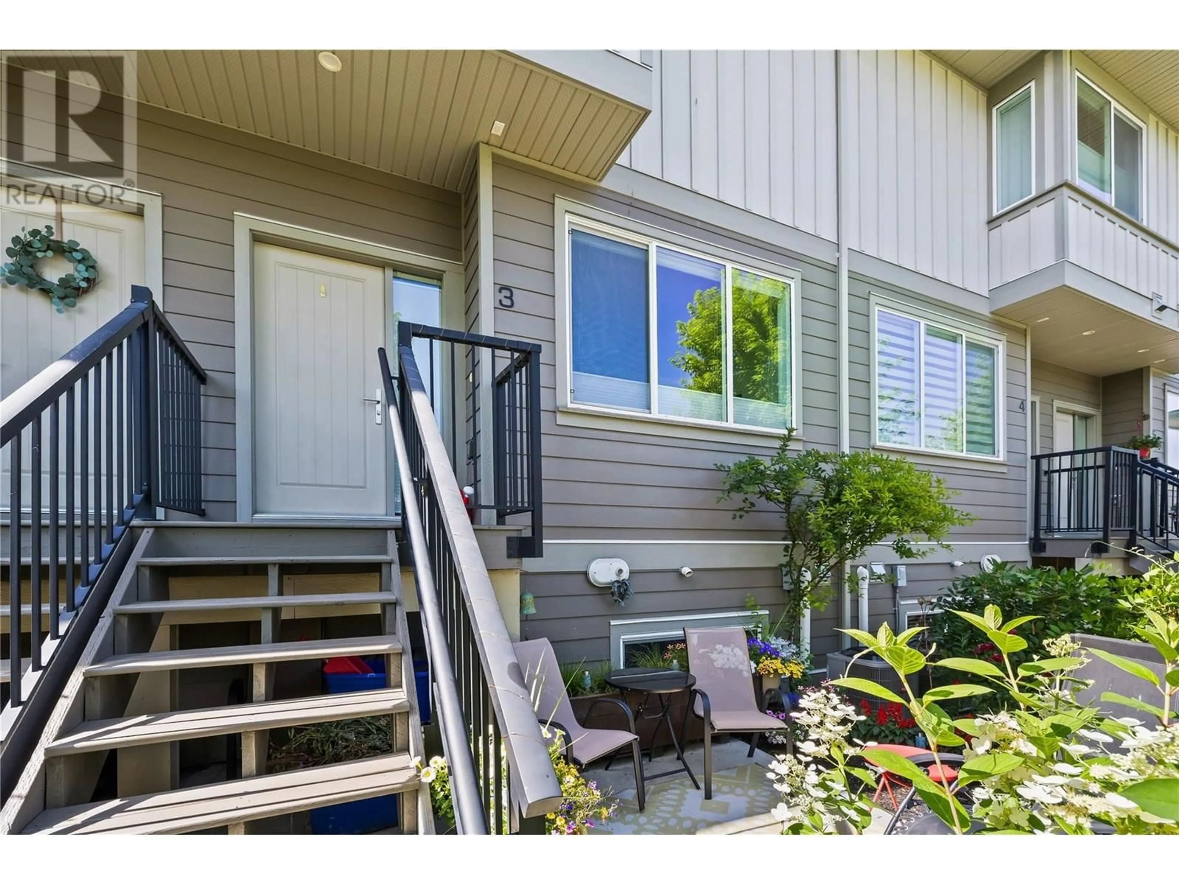 Patio, street for 3 - 300 DRYSDALE BOULEVARD, Kelowna British Columbia V1V3E6