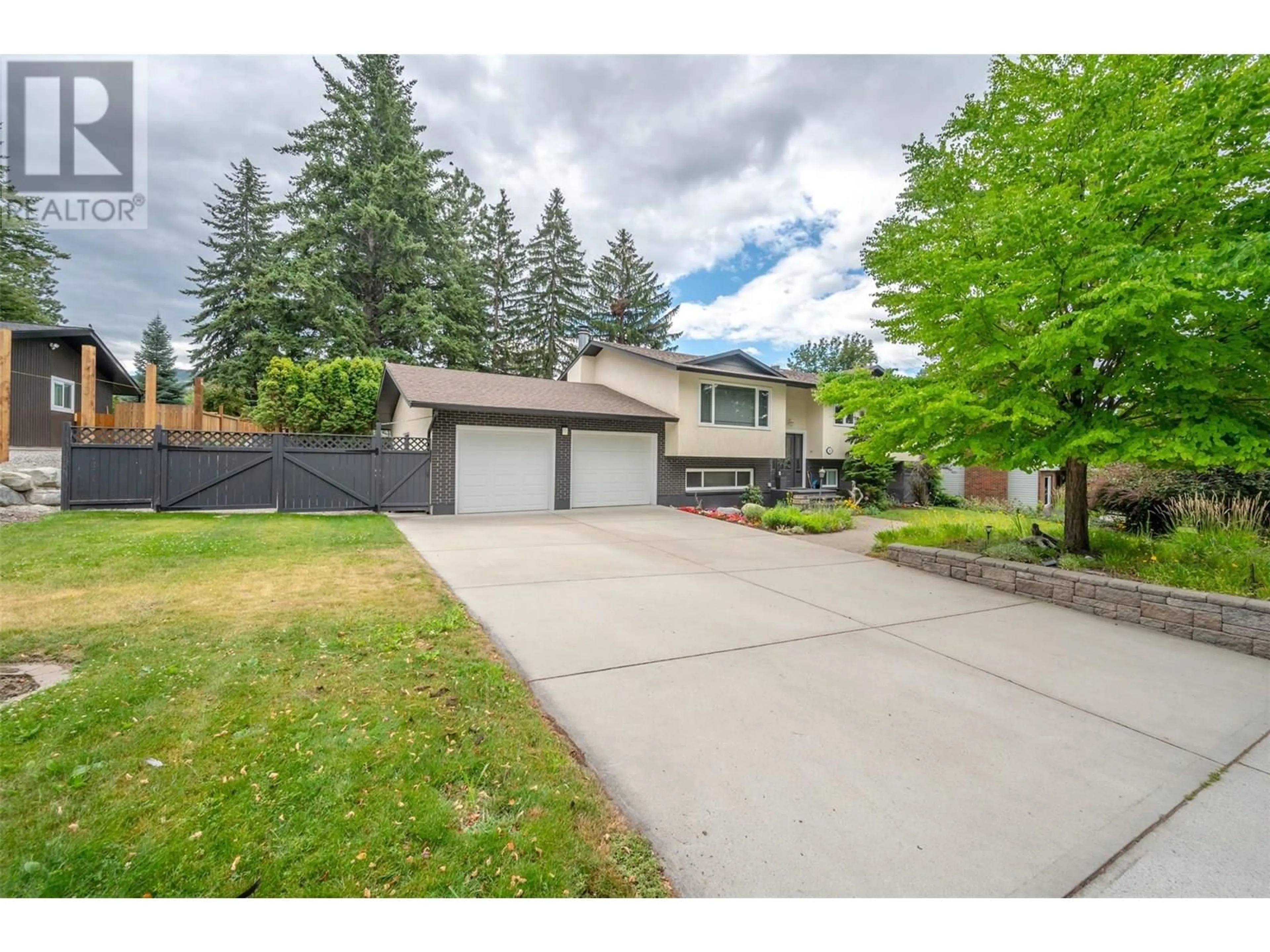 Unknown for 122 KENDALL CRESCENT, Penticton British Columbia V2A2S8