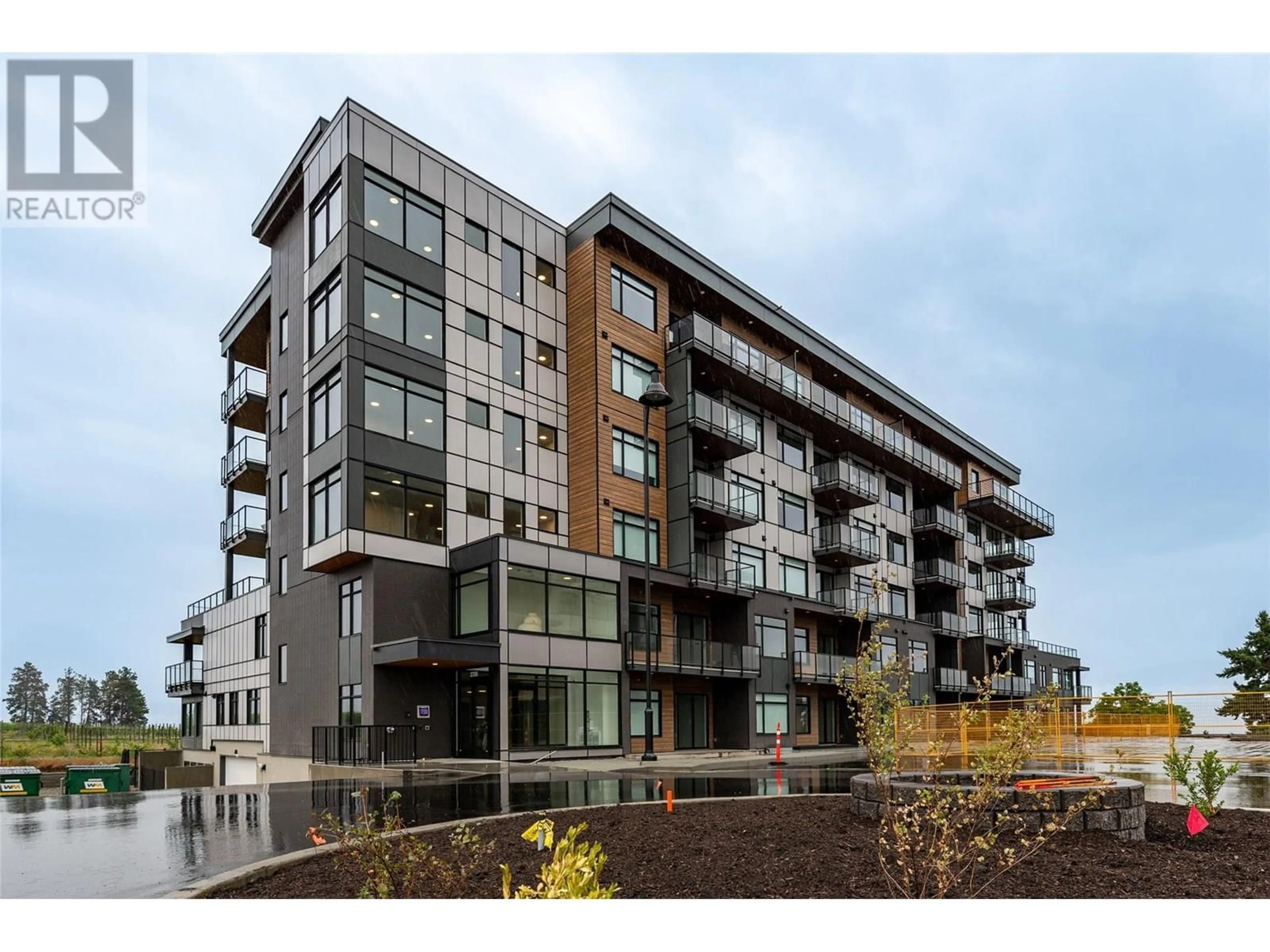 Unknown for 202 - 2780 OLALLA ROAD, West Kelowna British Columbia V1Z2A9